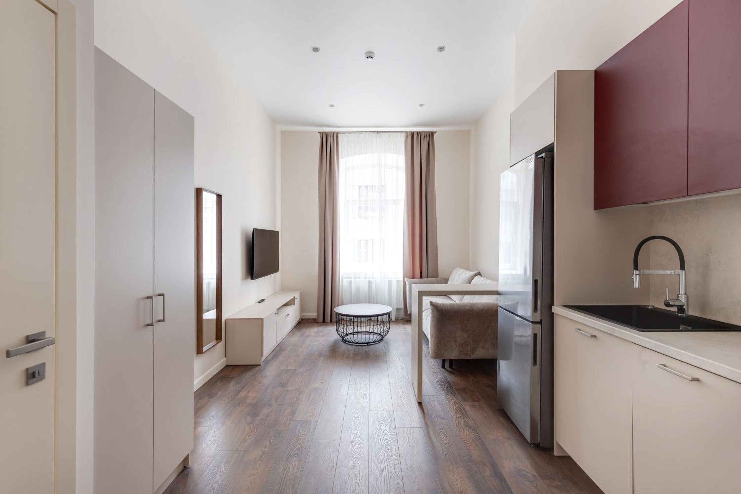 One-Bedroom Deluxe Apartment photo 2