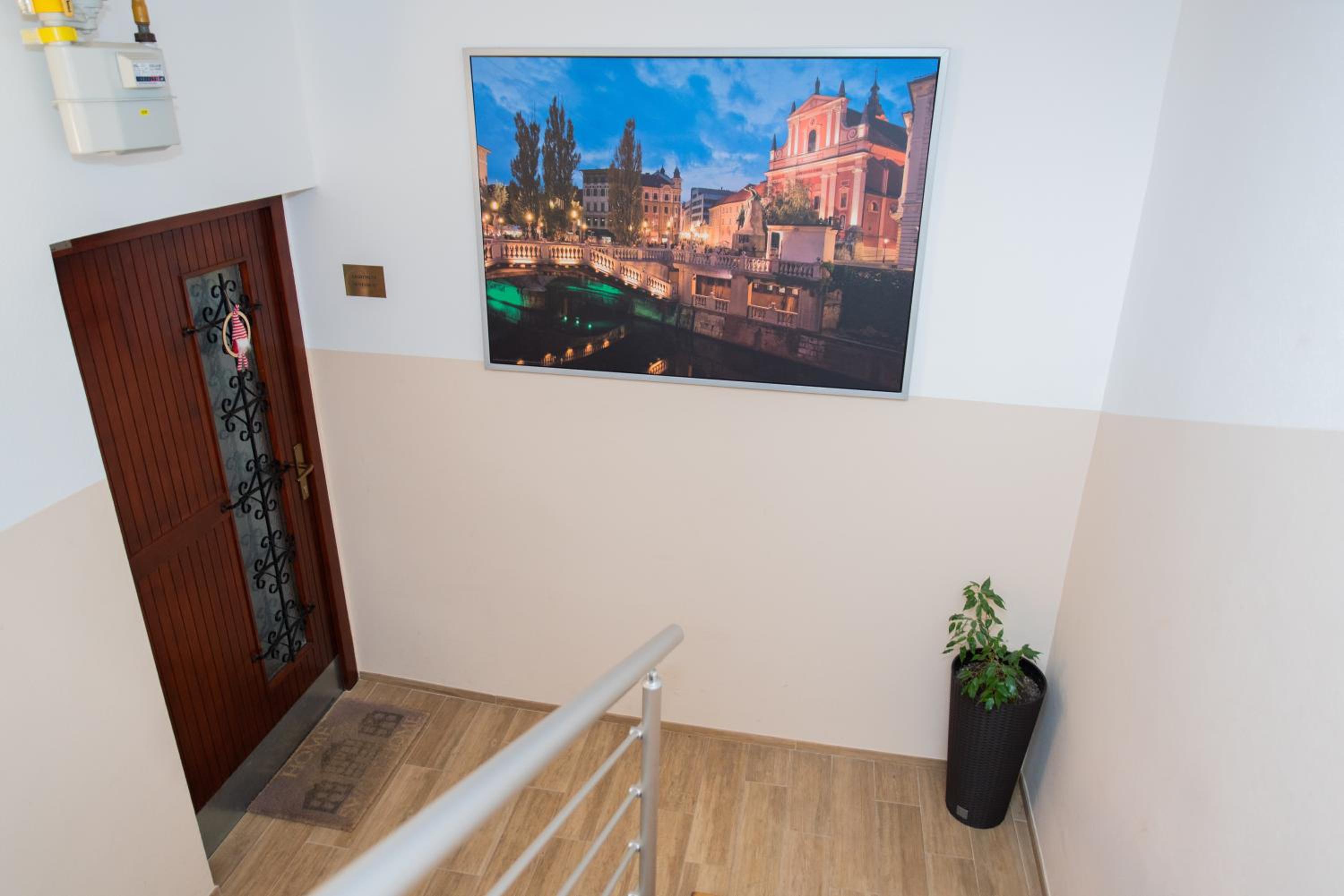 Apartment - Photo 27