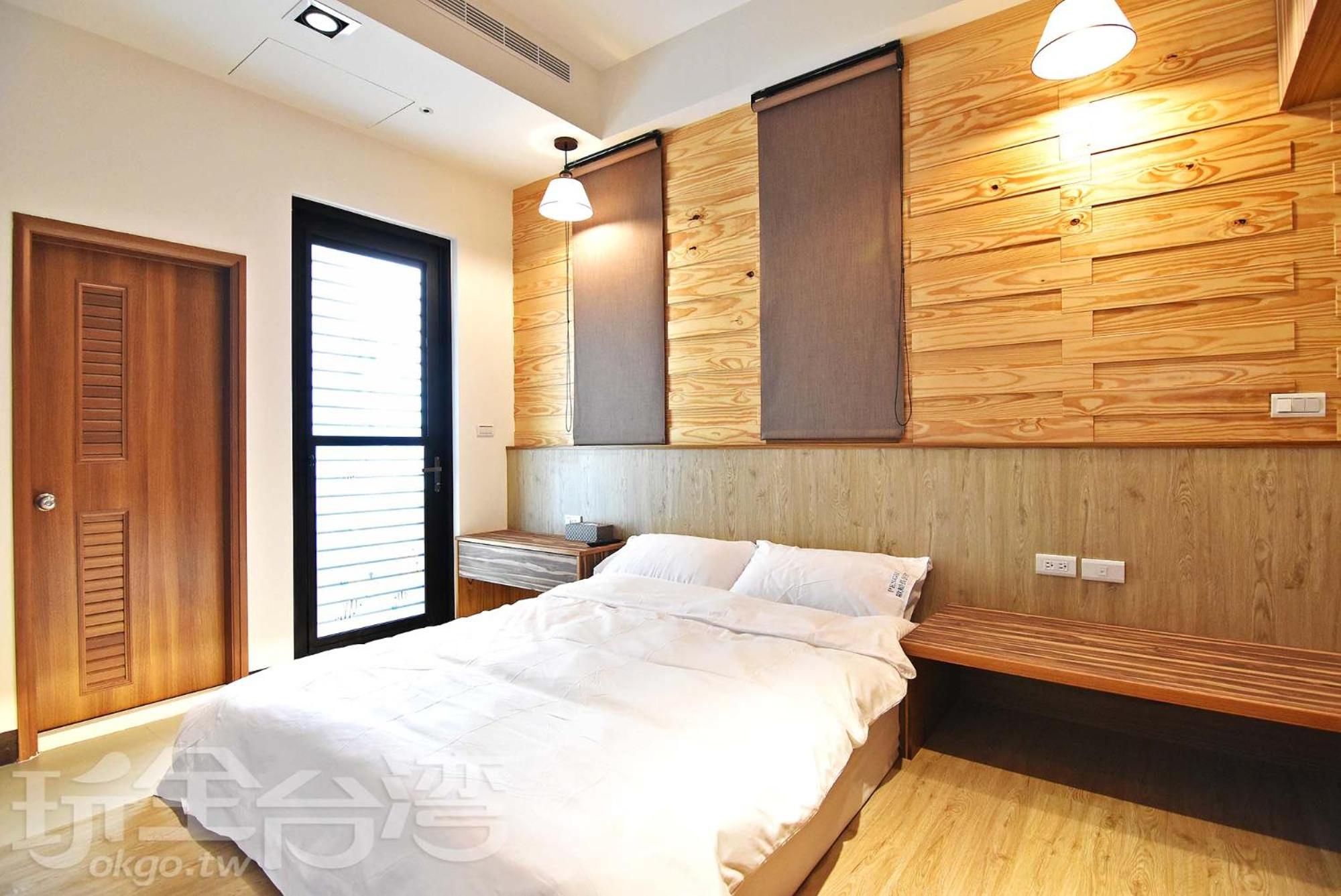 Budget Double Room photo 2