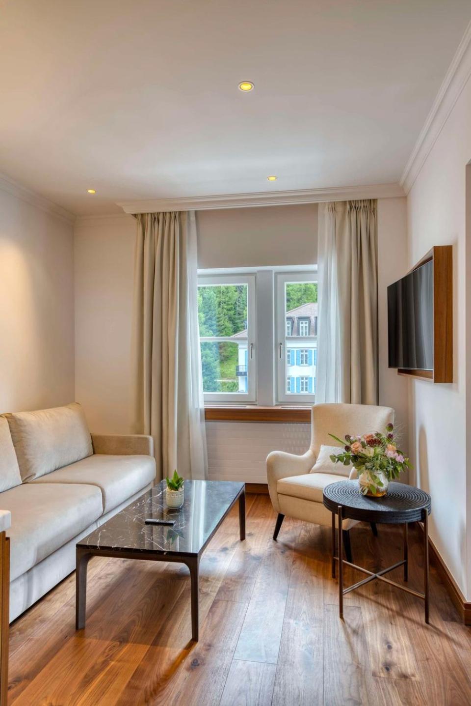 Premier Junior Suite