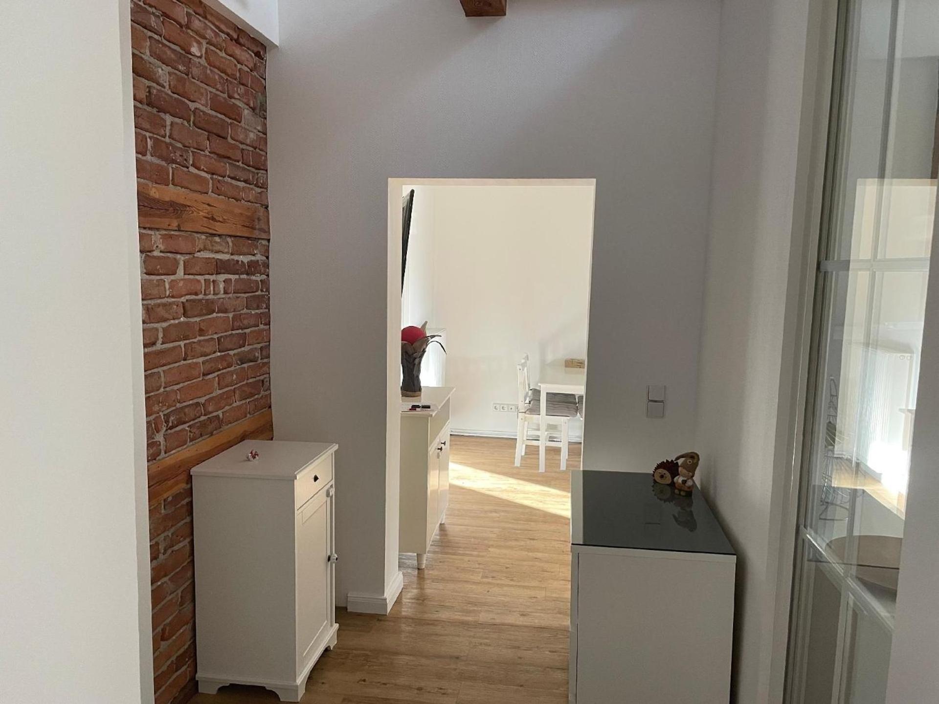 Apartment photo 2