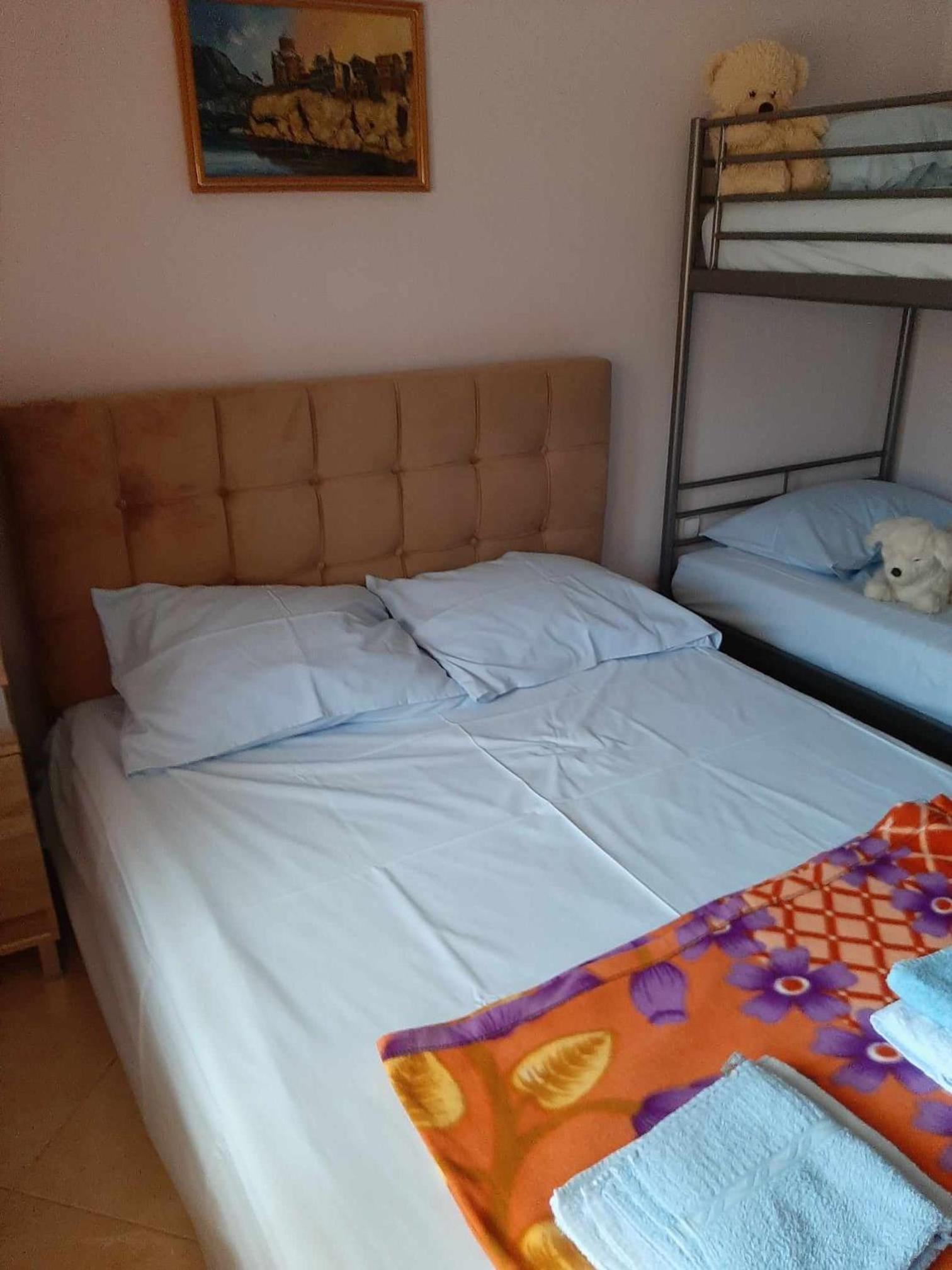Deluxe Two-Bedroom Apartment with Garden View photo 1