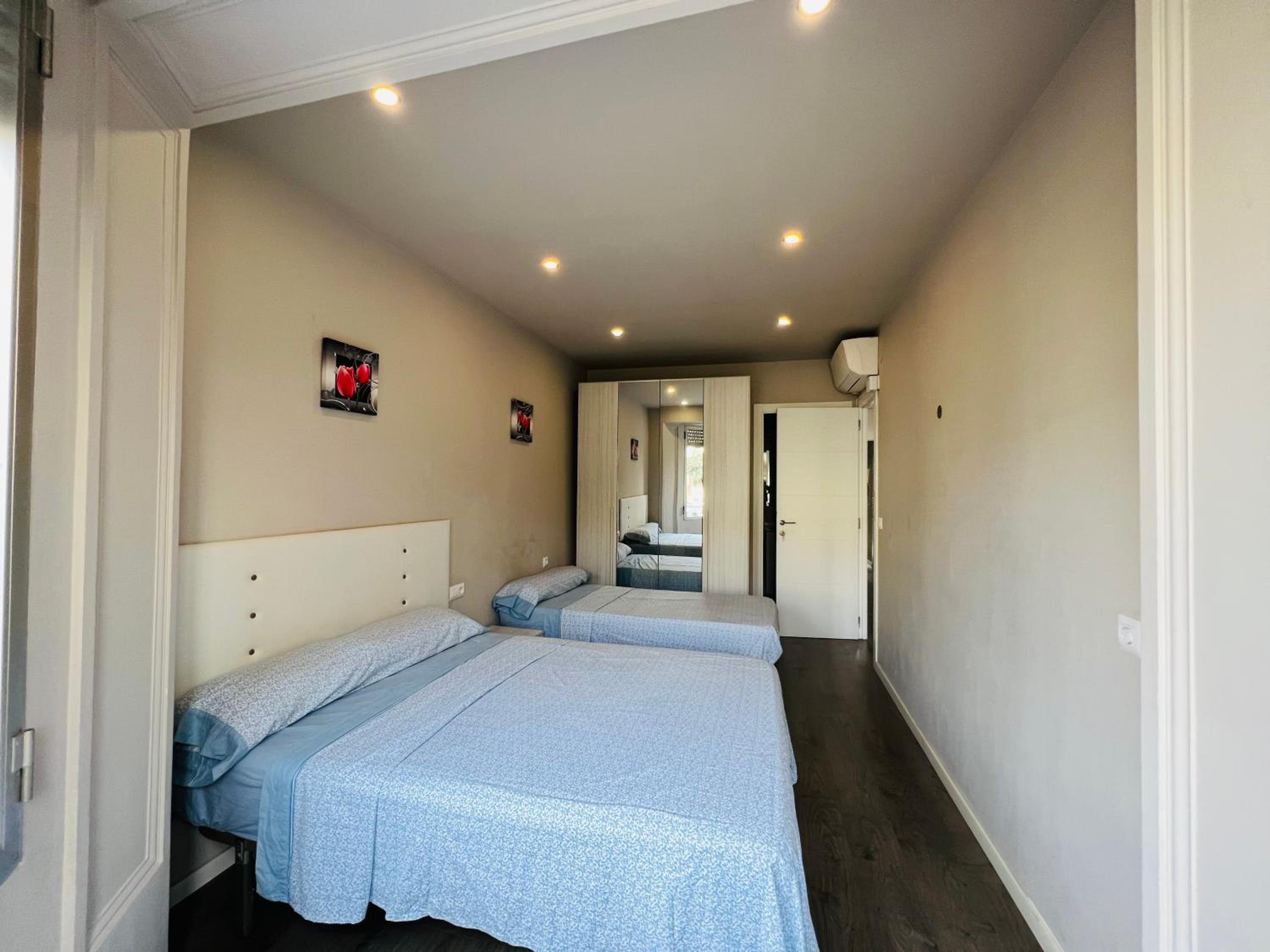 Double Room with Private Bathroom photo 2