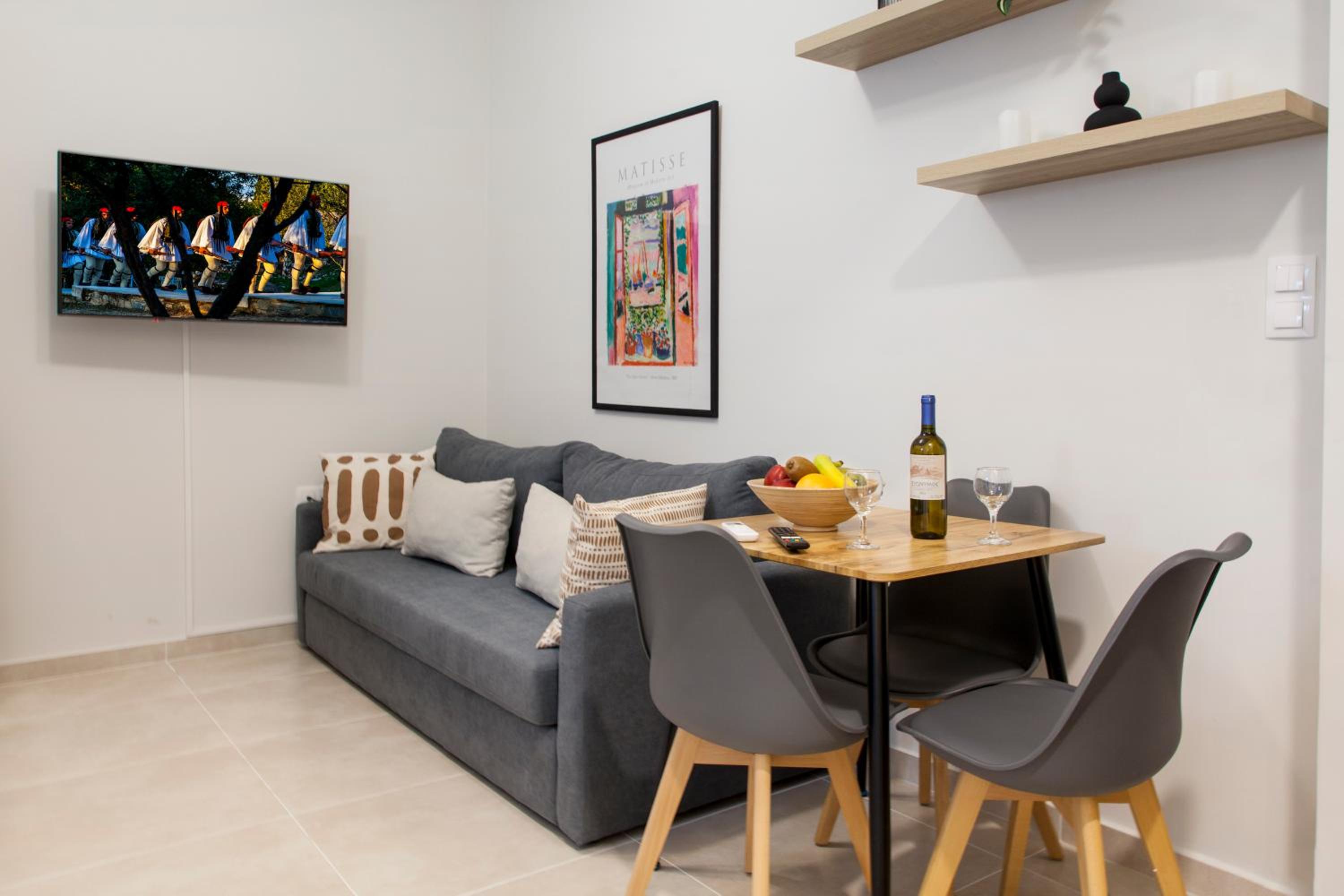 One-Bedroom Apartment