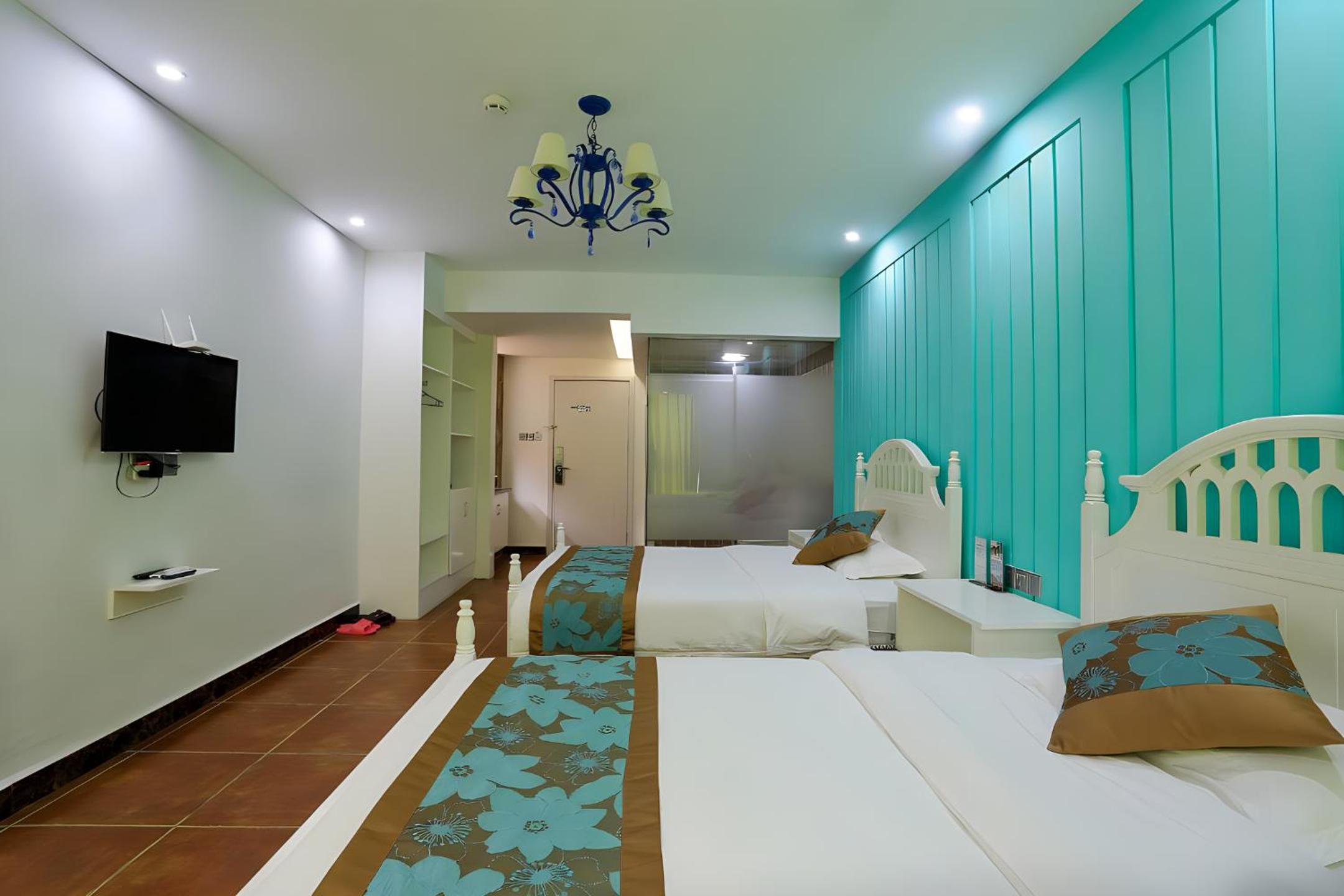Deluxe Twin Room photo 2