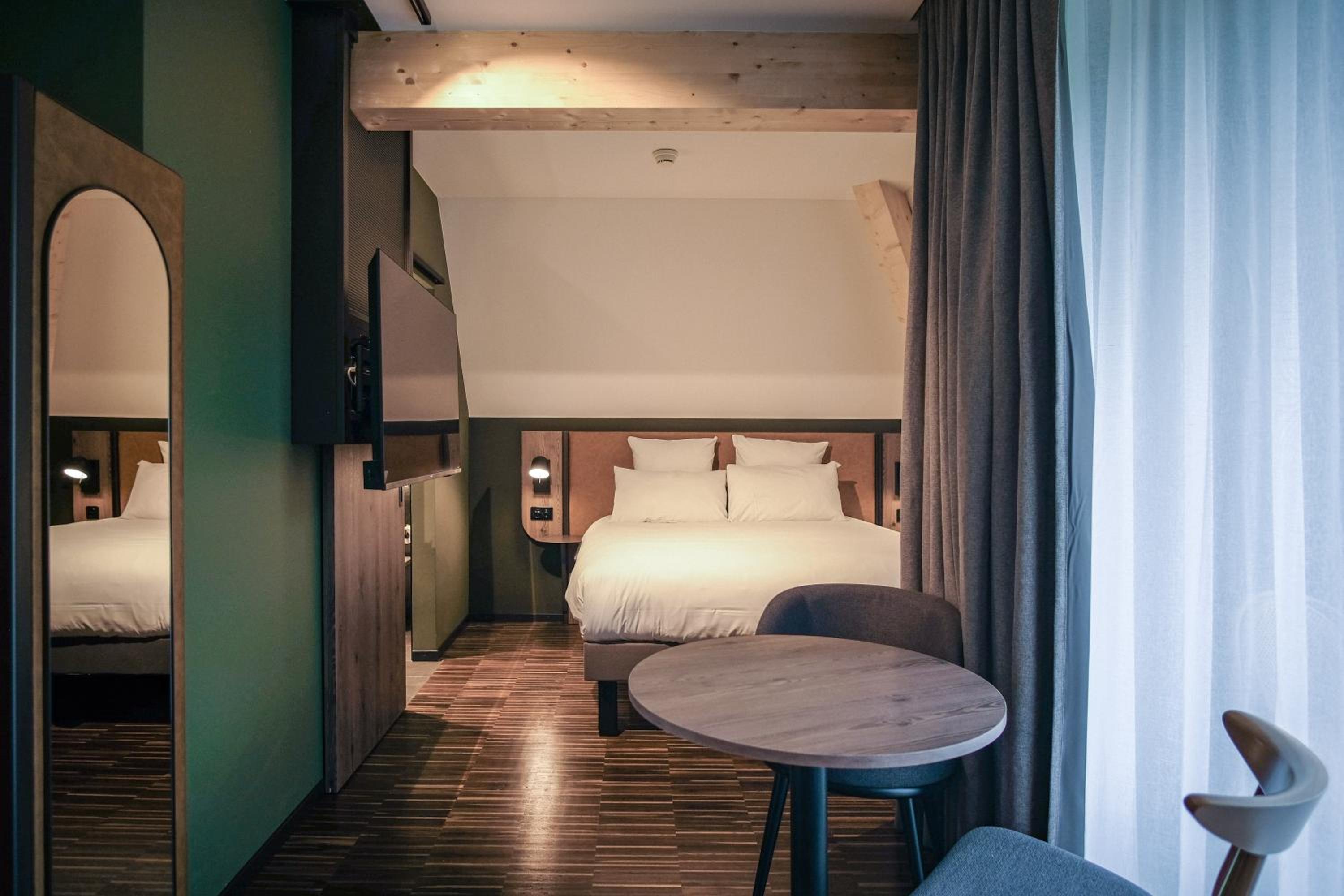 King Room with Balcony
