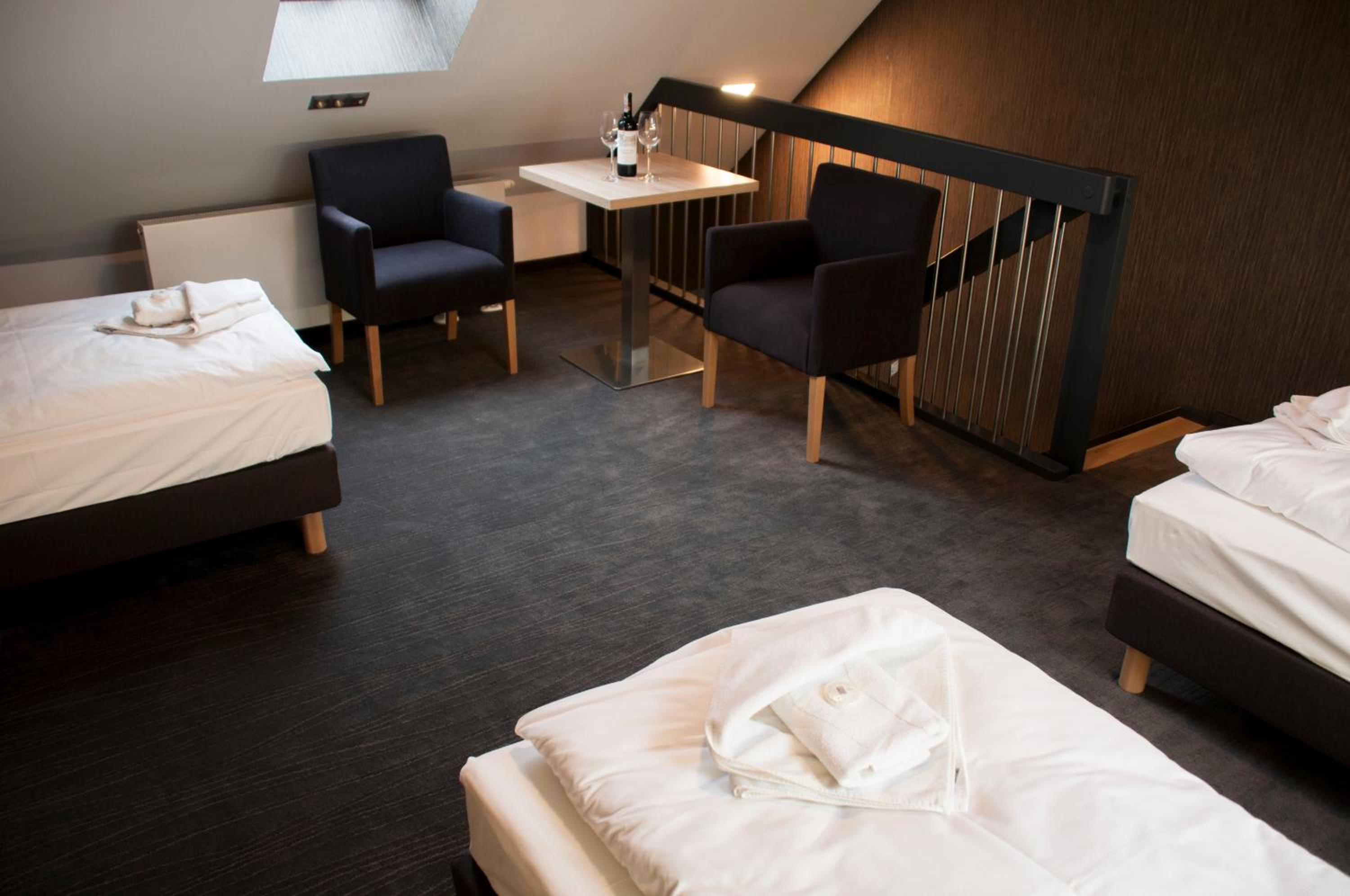 Classic Triple Room - Photo 1