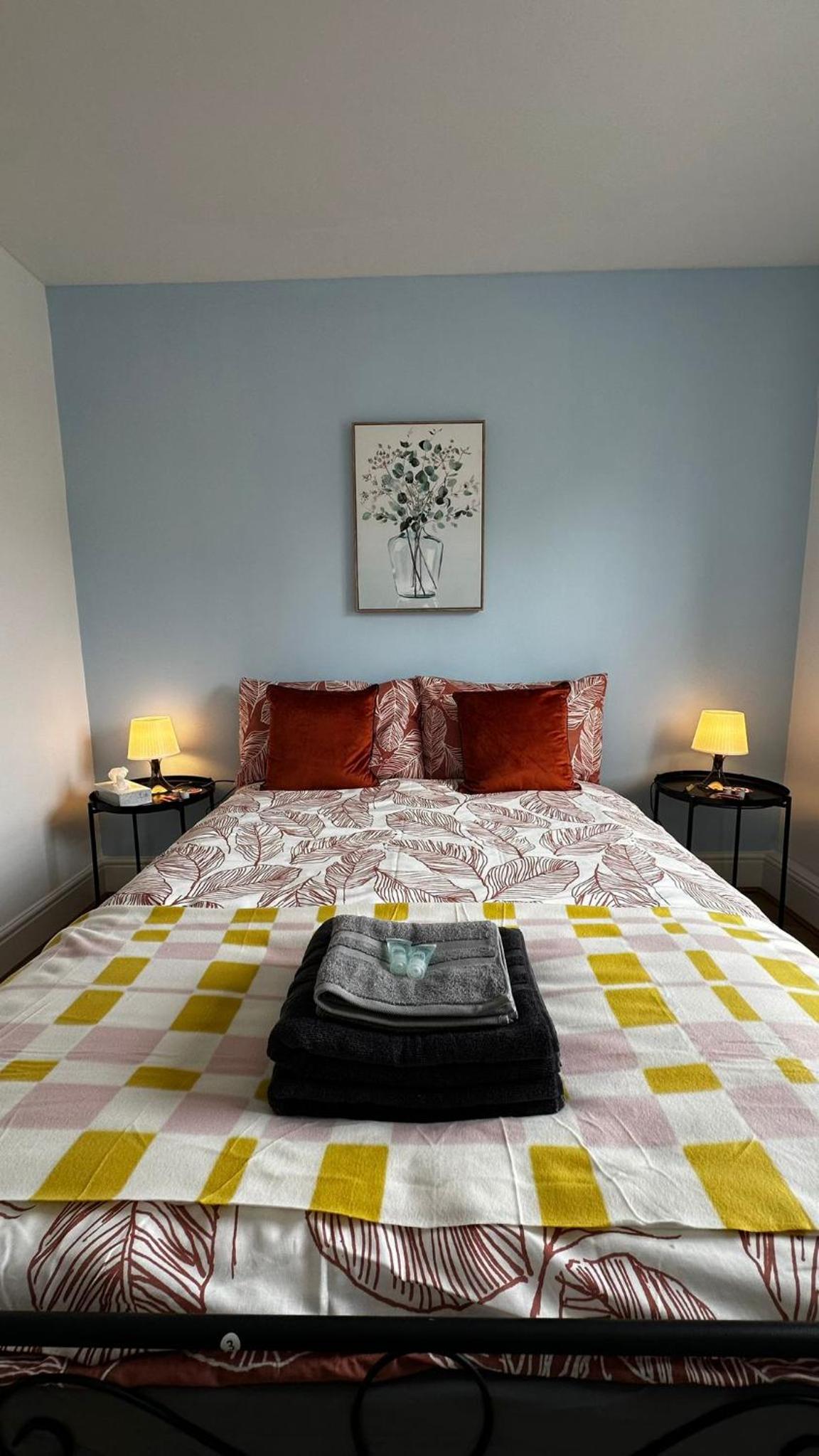 Budget Double Room photo 3