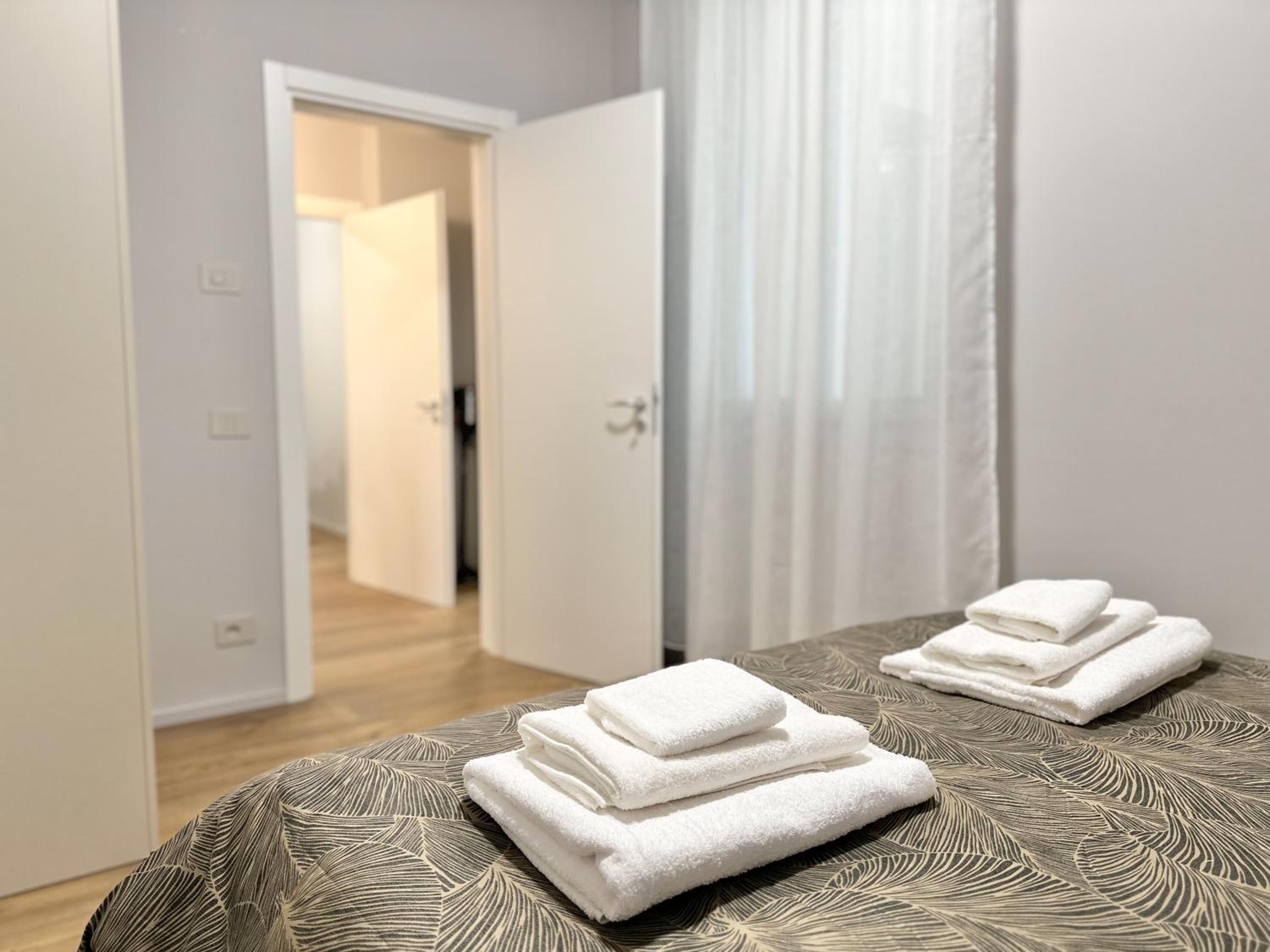 Two-Bedroom Apartment with Balcony photo 1