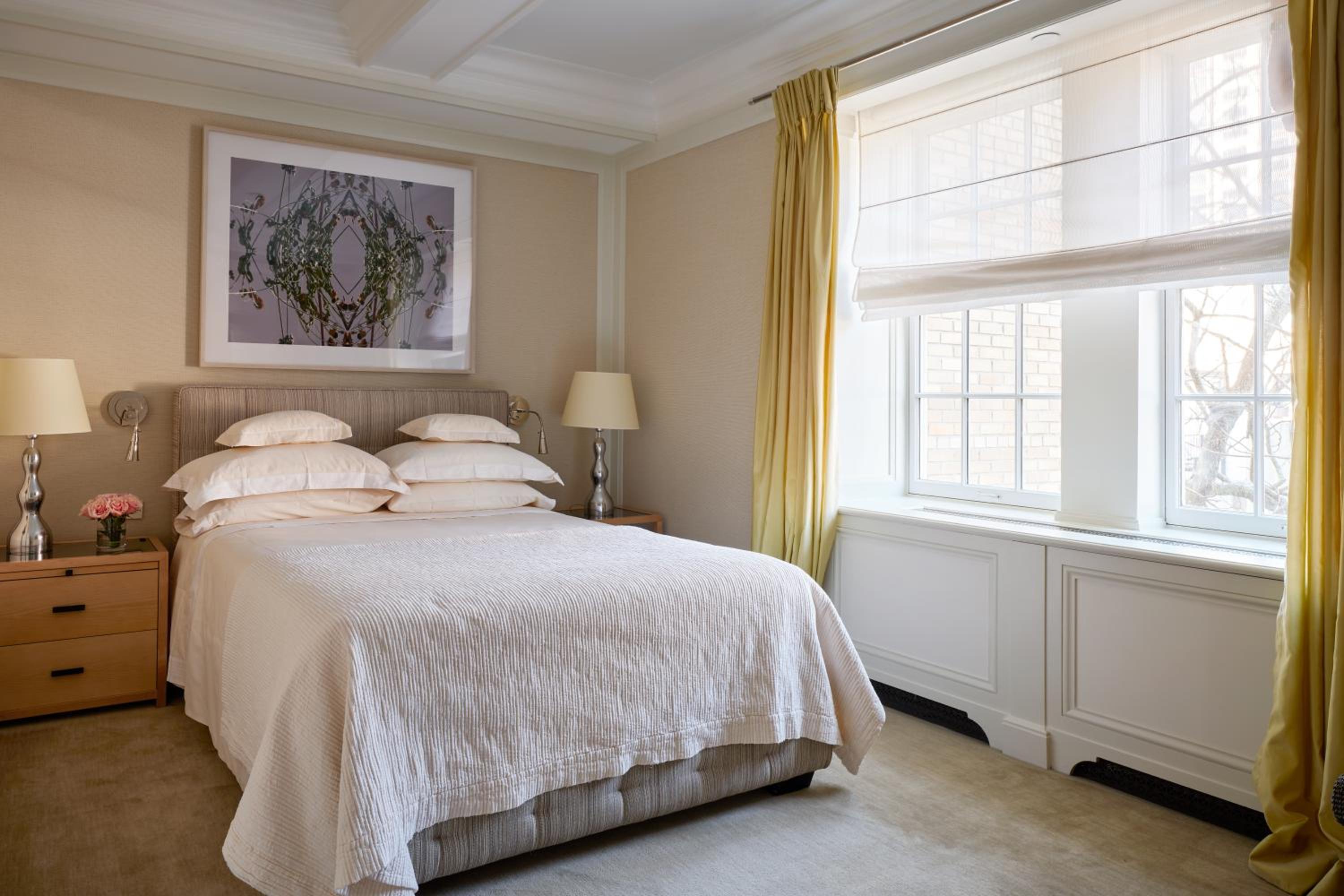 Superior Courtyard Queen Guest Room photo 1