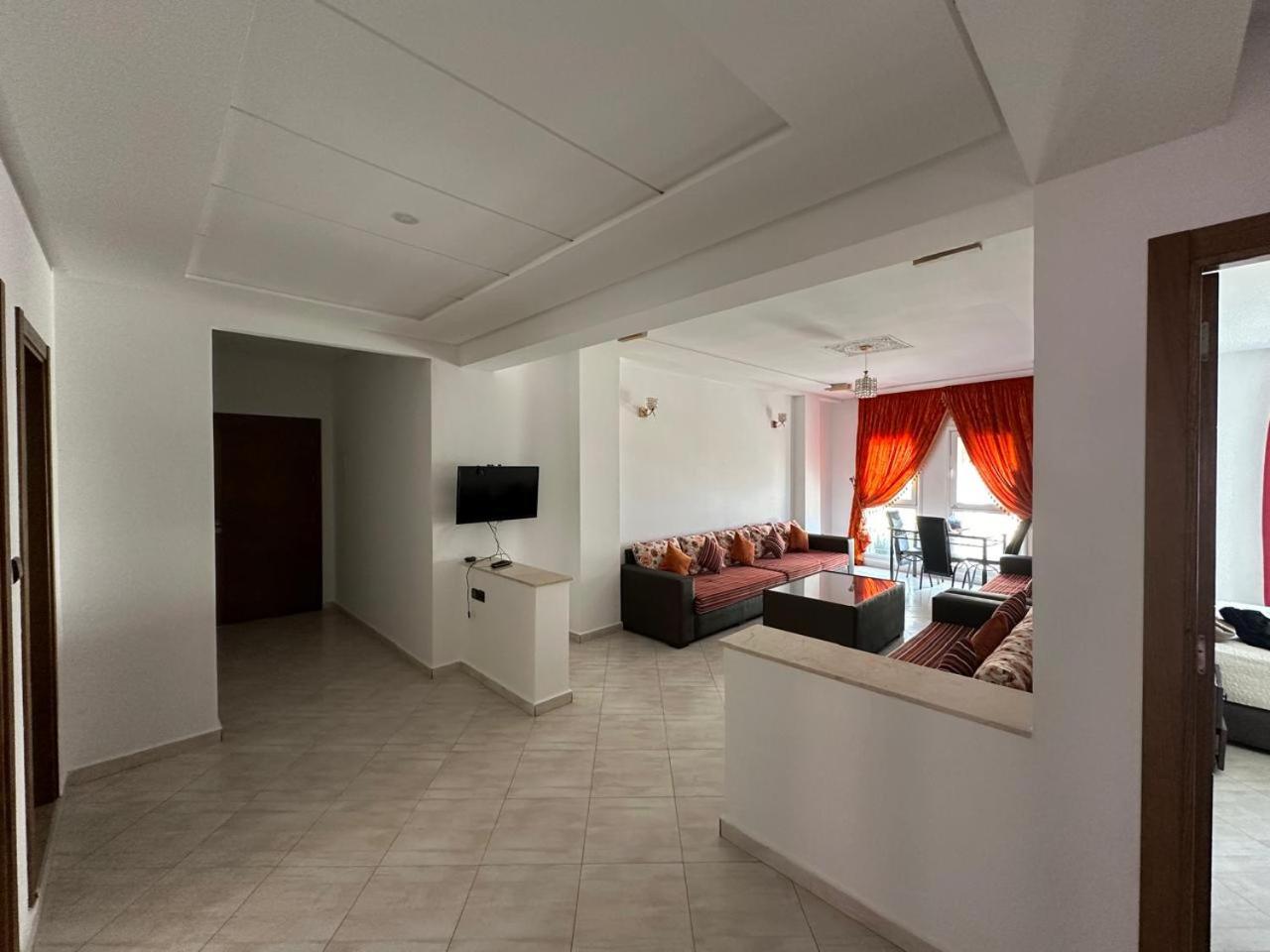 Apartment photo 1