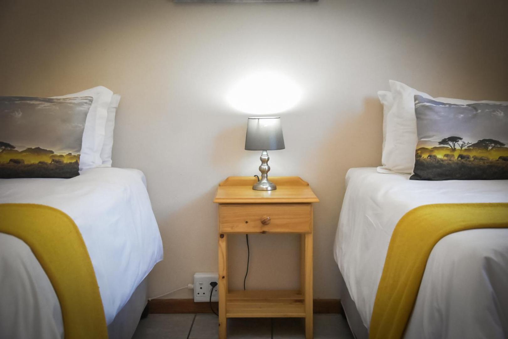 Double Room with Private Bathroom photo 2