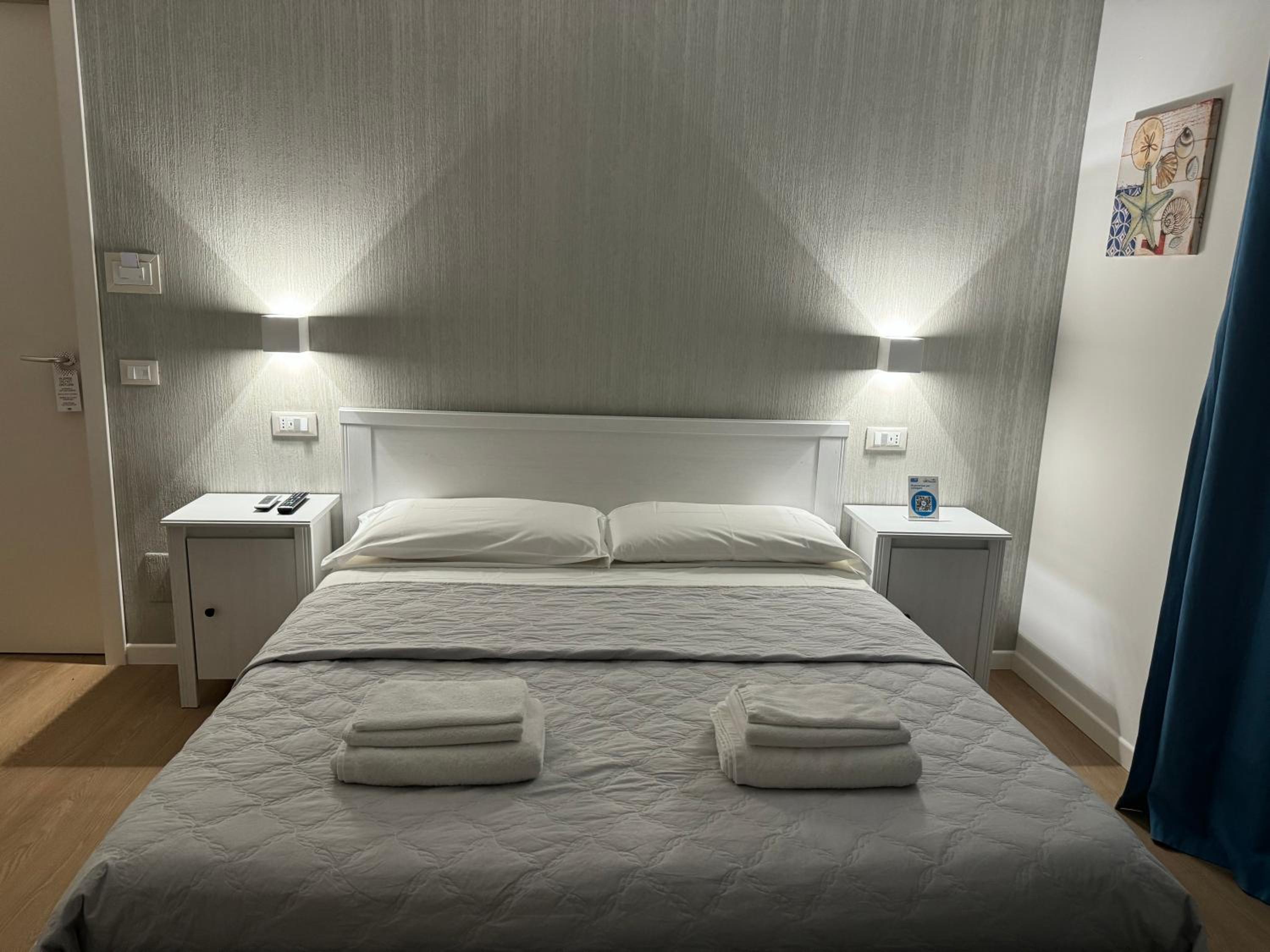 Deluxe Room - Photo 4