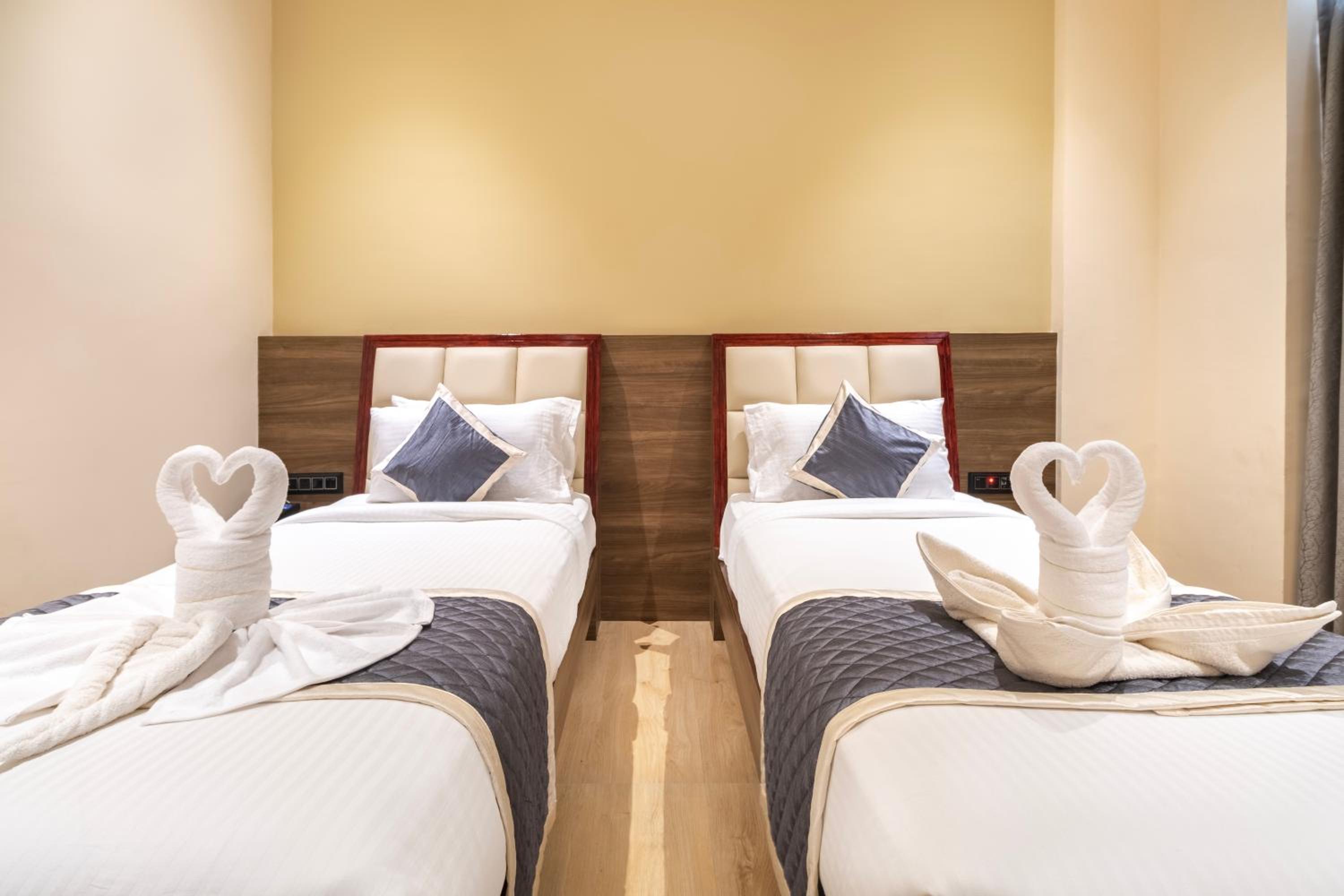 Deluxe Twin Room - Photo 1