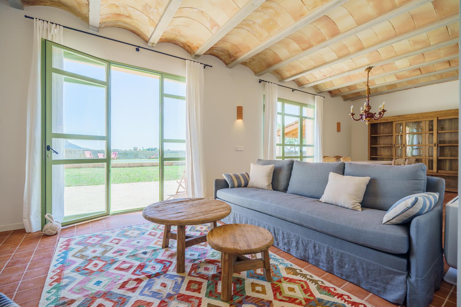 Villa con vistas al jardín