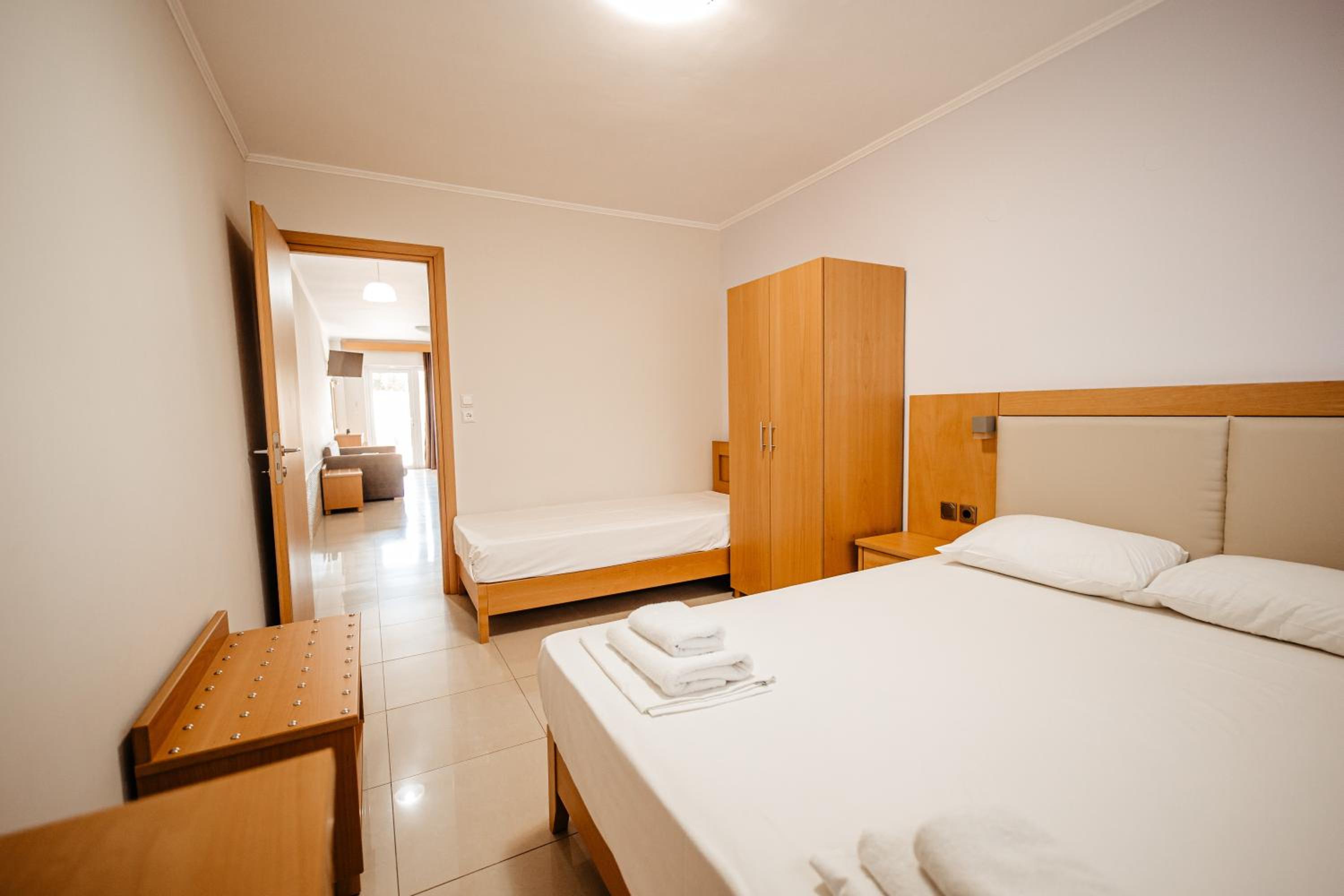 Apartment - Ground Floor photo 3
