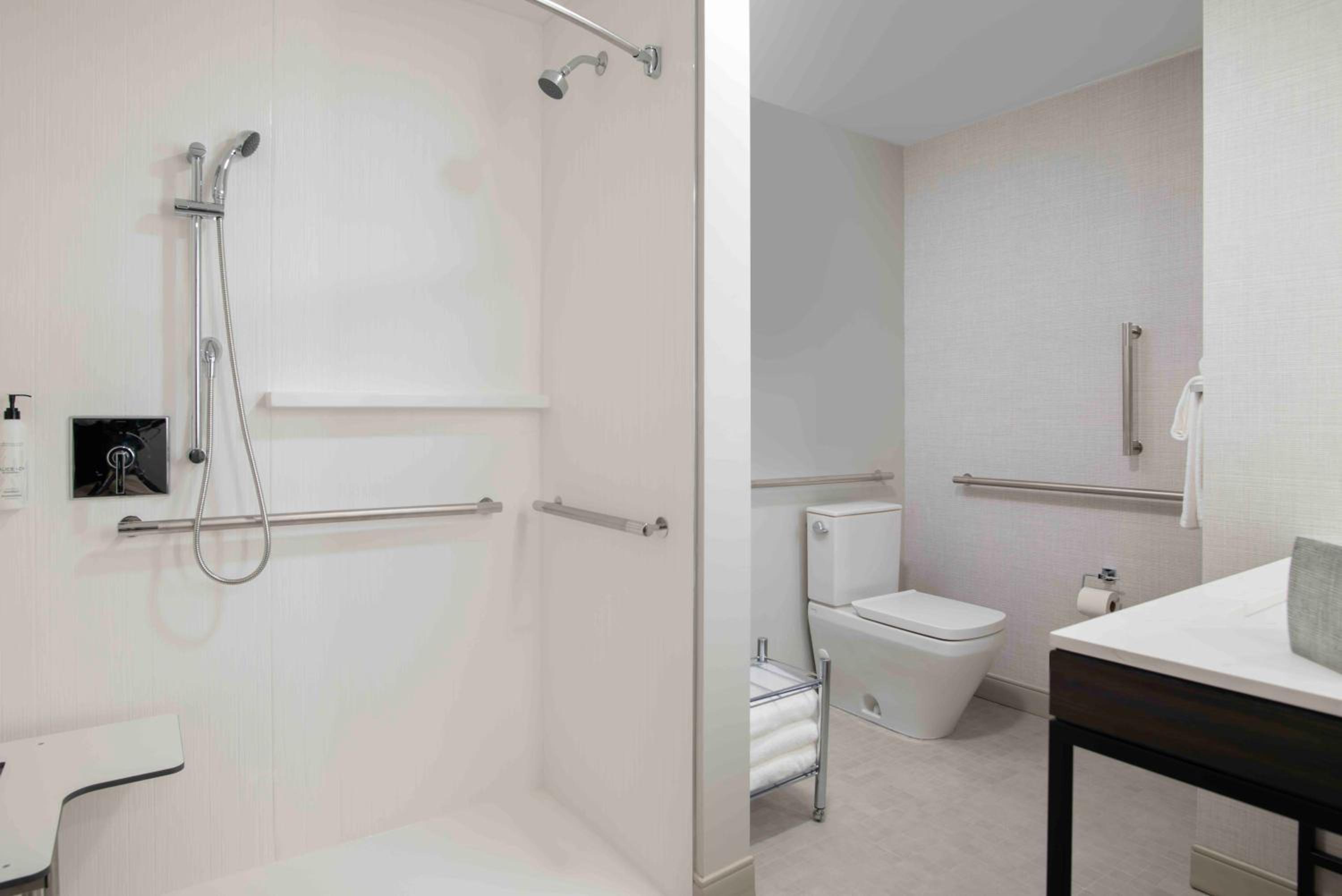 Standard Queen Room with Two Queen Beds - Mobility Accessible w/Roll In Shower