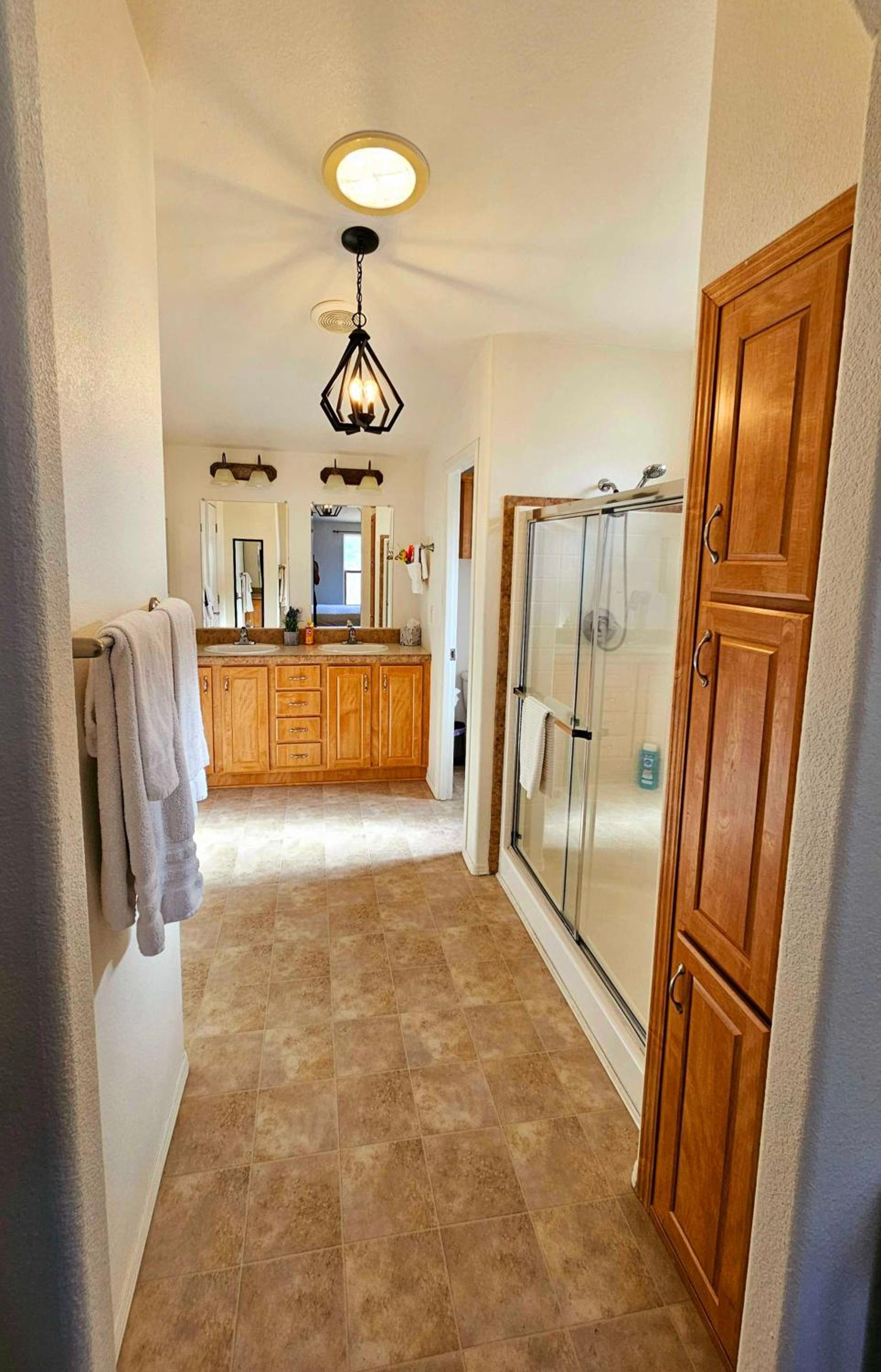 Three-Bedroom House photo 2