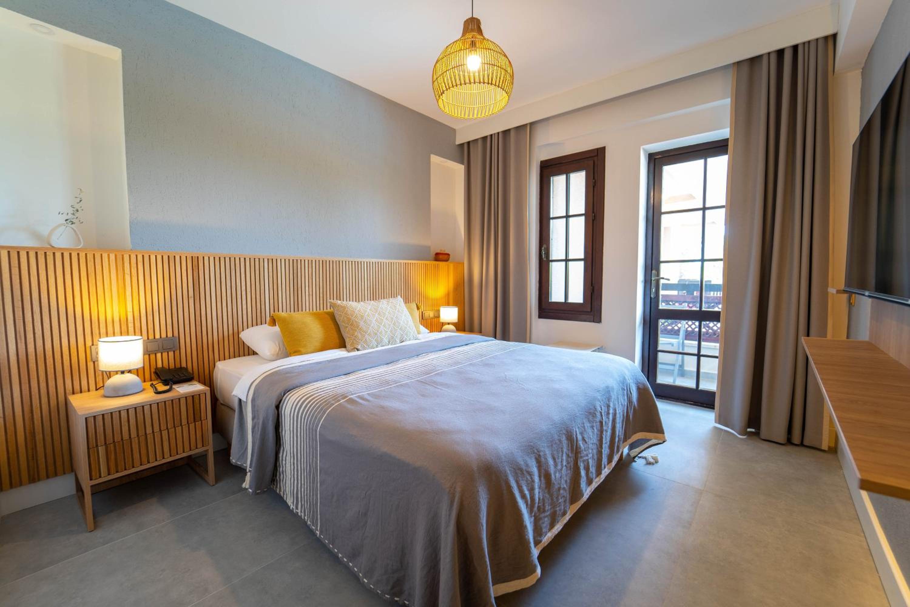 Double Room with Pool View