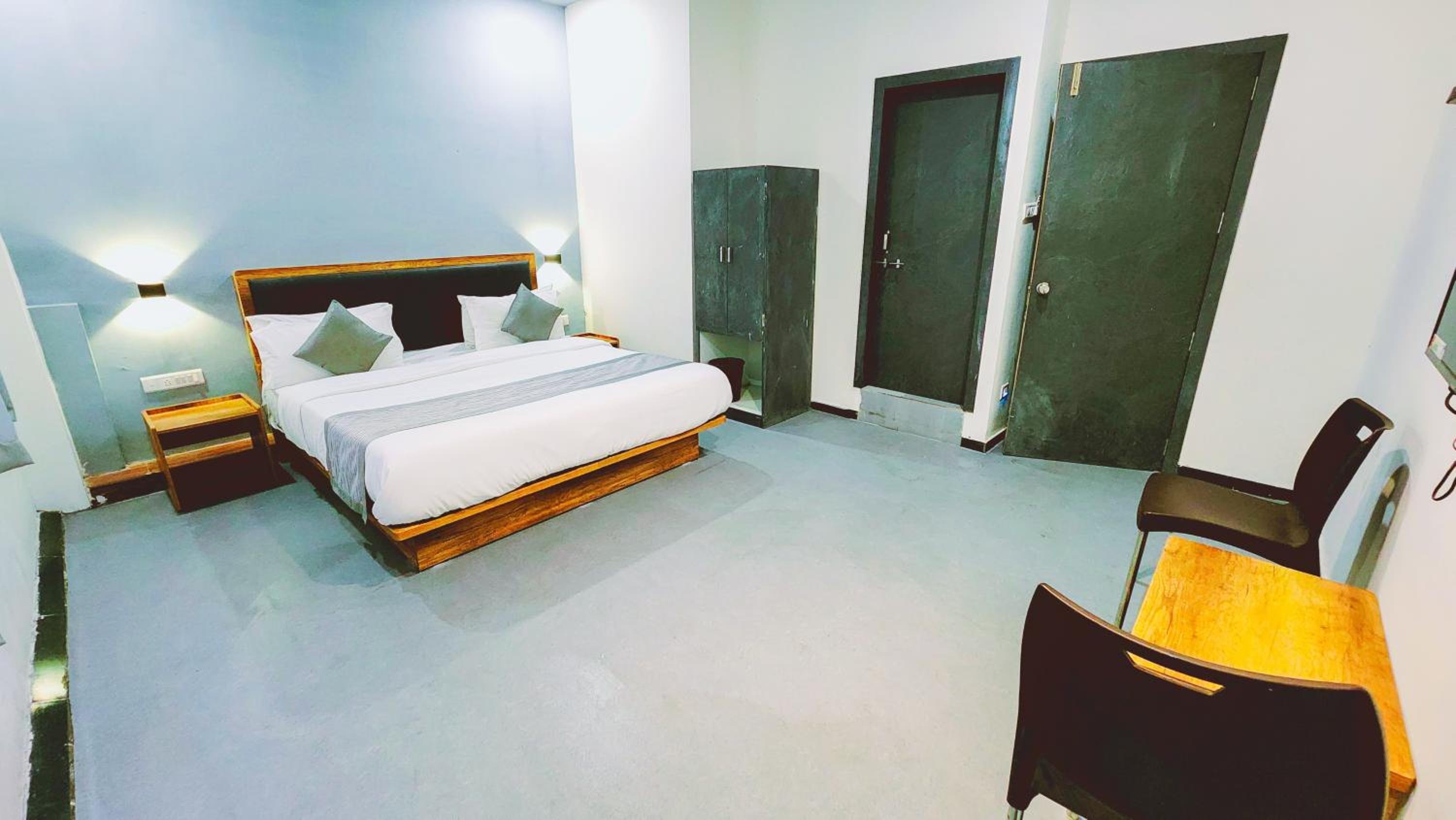 Suite with Spa Bath