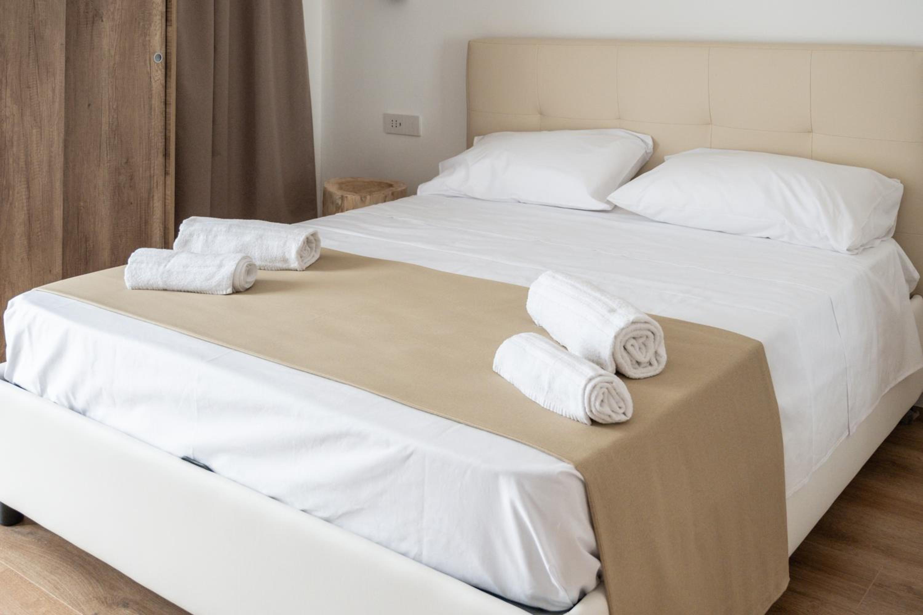 Quadruple Room with Private Bathroom