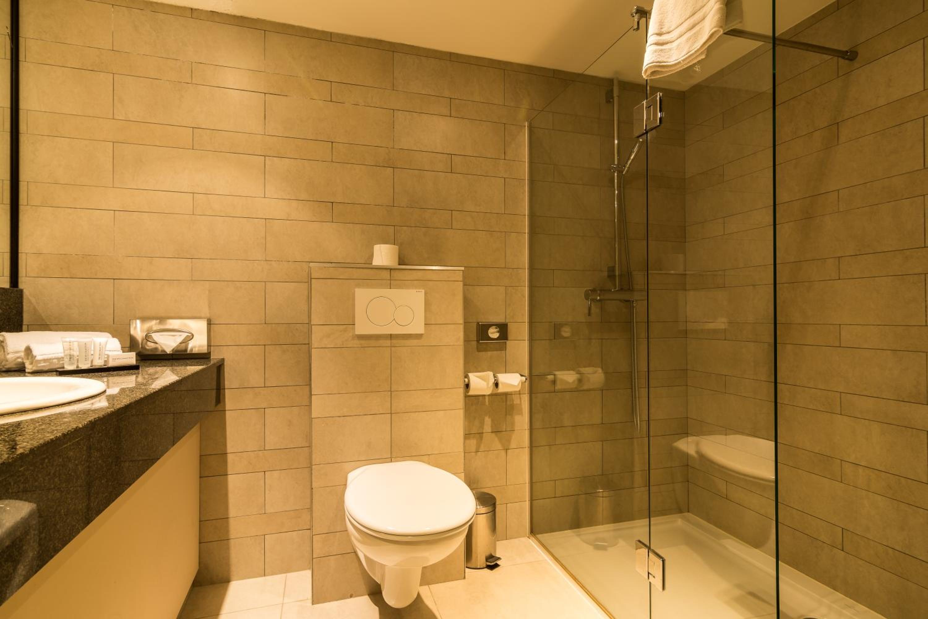 Superior Double or Twin Room - Photo 9
