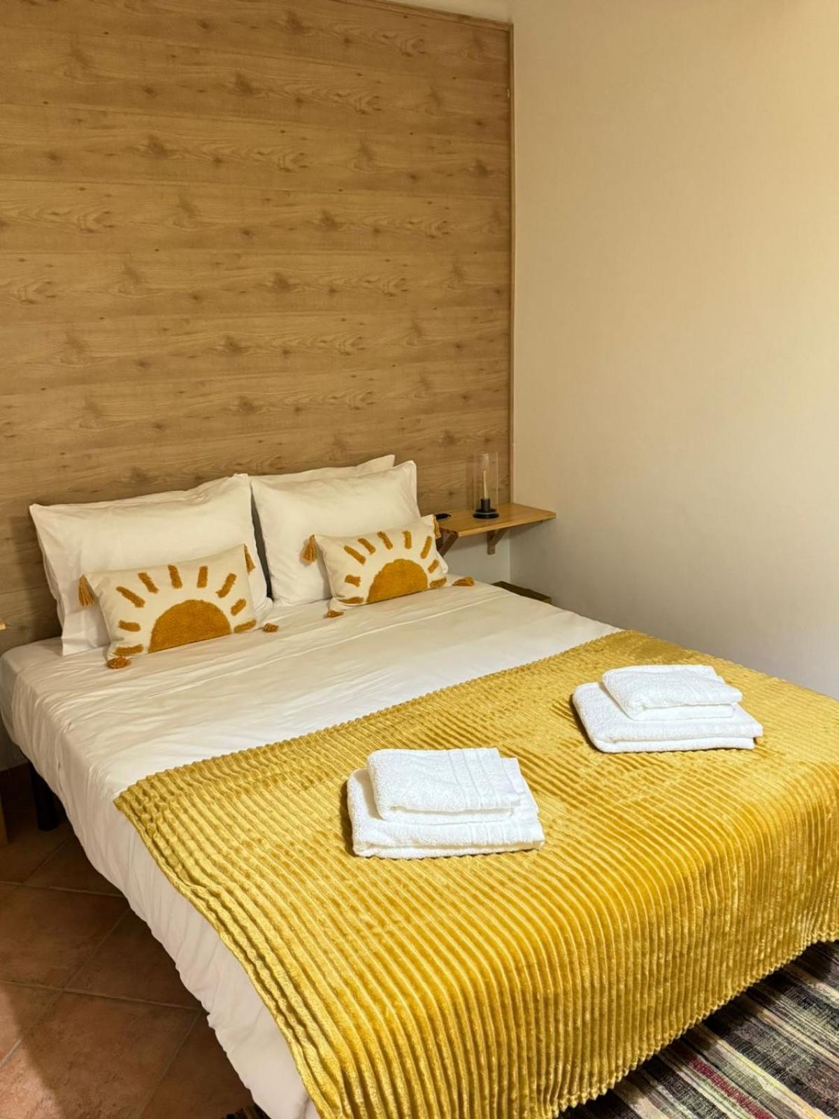Studio Apartment photo 2