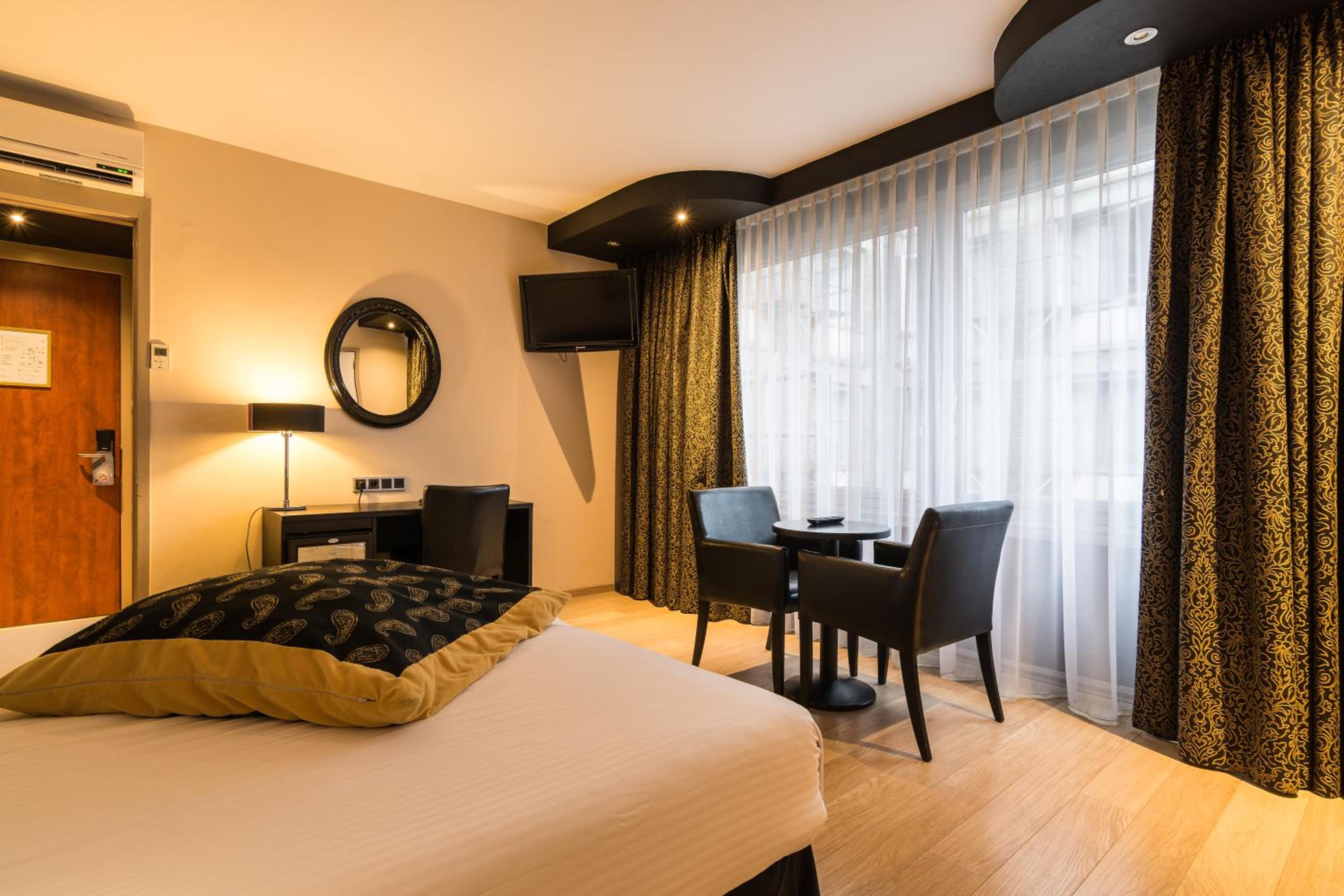 Superior Double or Twin Room - Photo 6