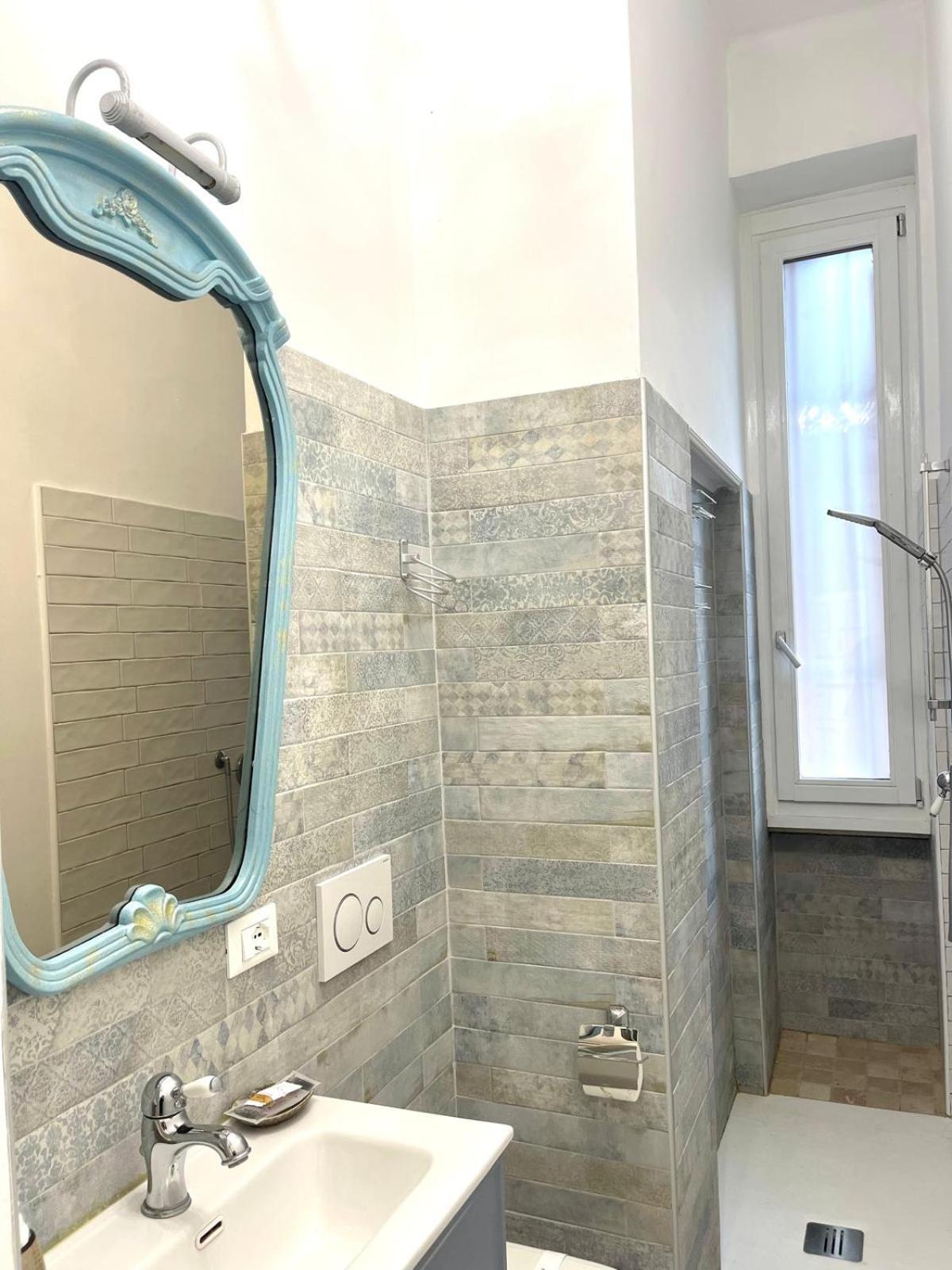 Double Room with Private External Bathroom photo 3