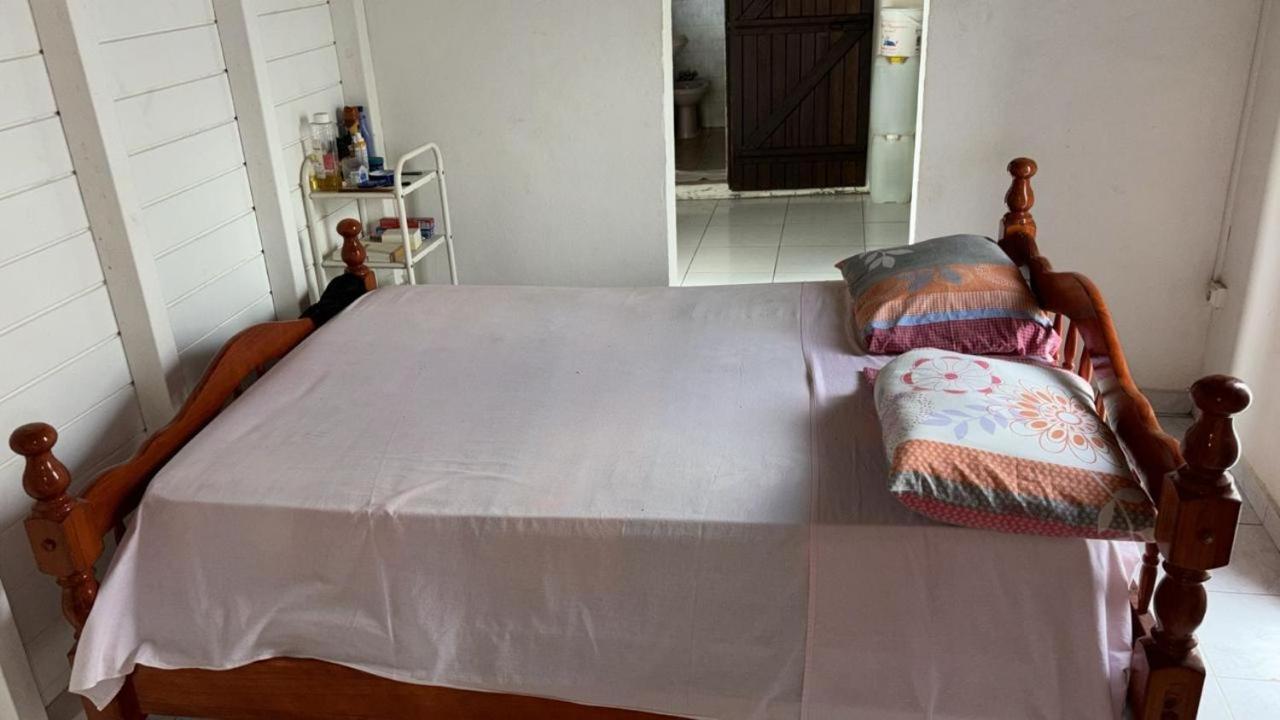 One-Bedroom House photo 1