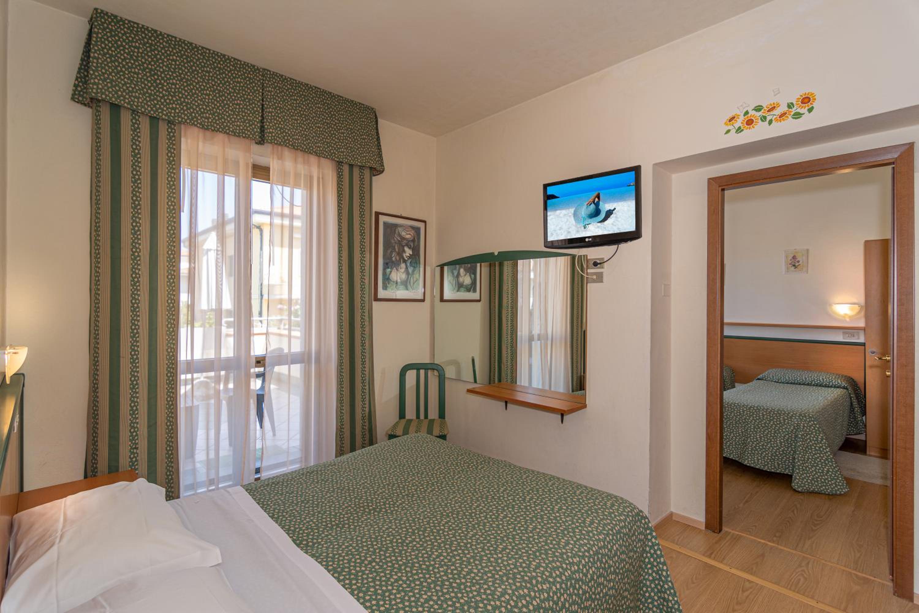 Quadruple Room photo 1