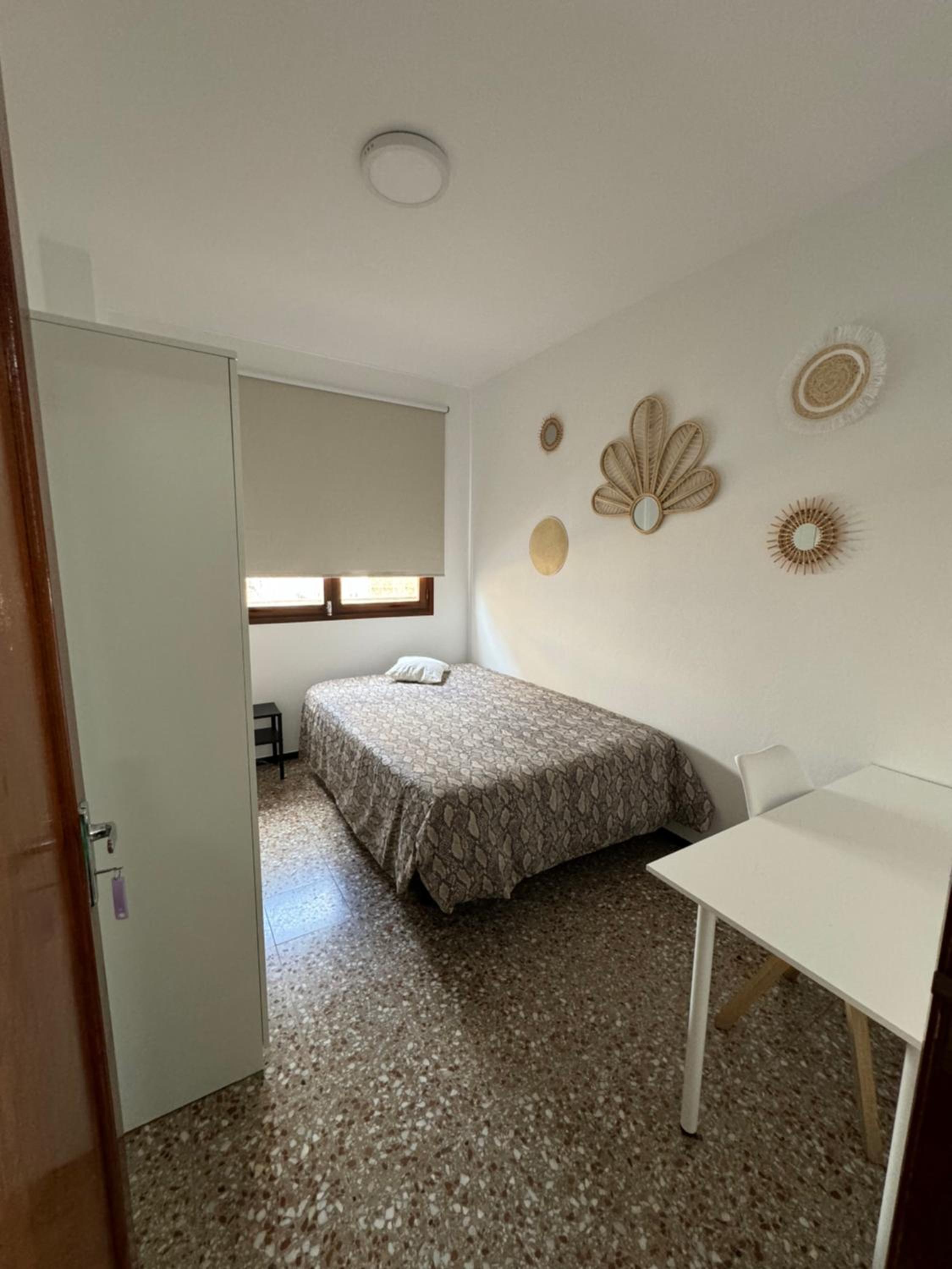 Habitación doble con baño compartido