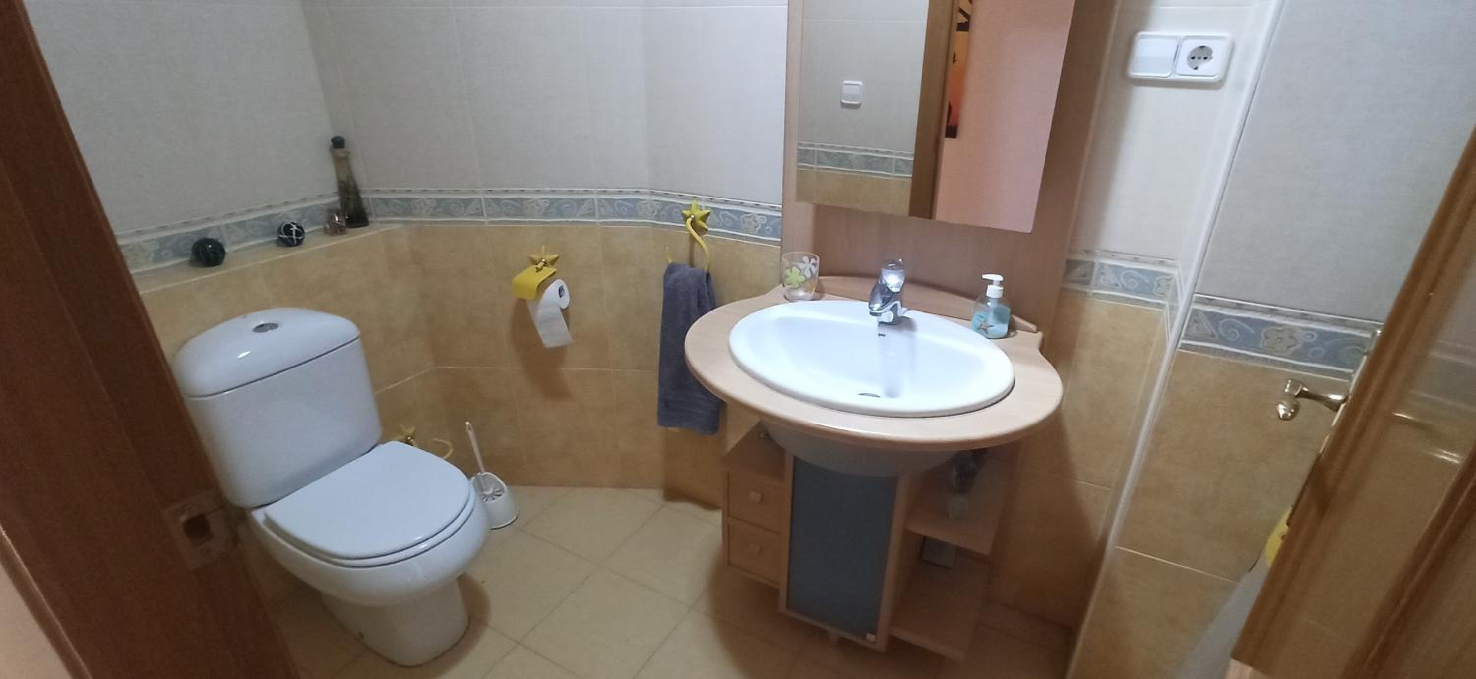 Triple Room with Private Bathroom photo 3