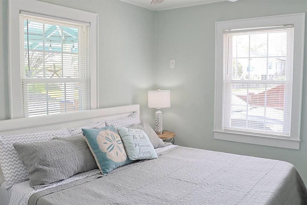 Four-Bedroom House photo 1
