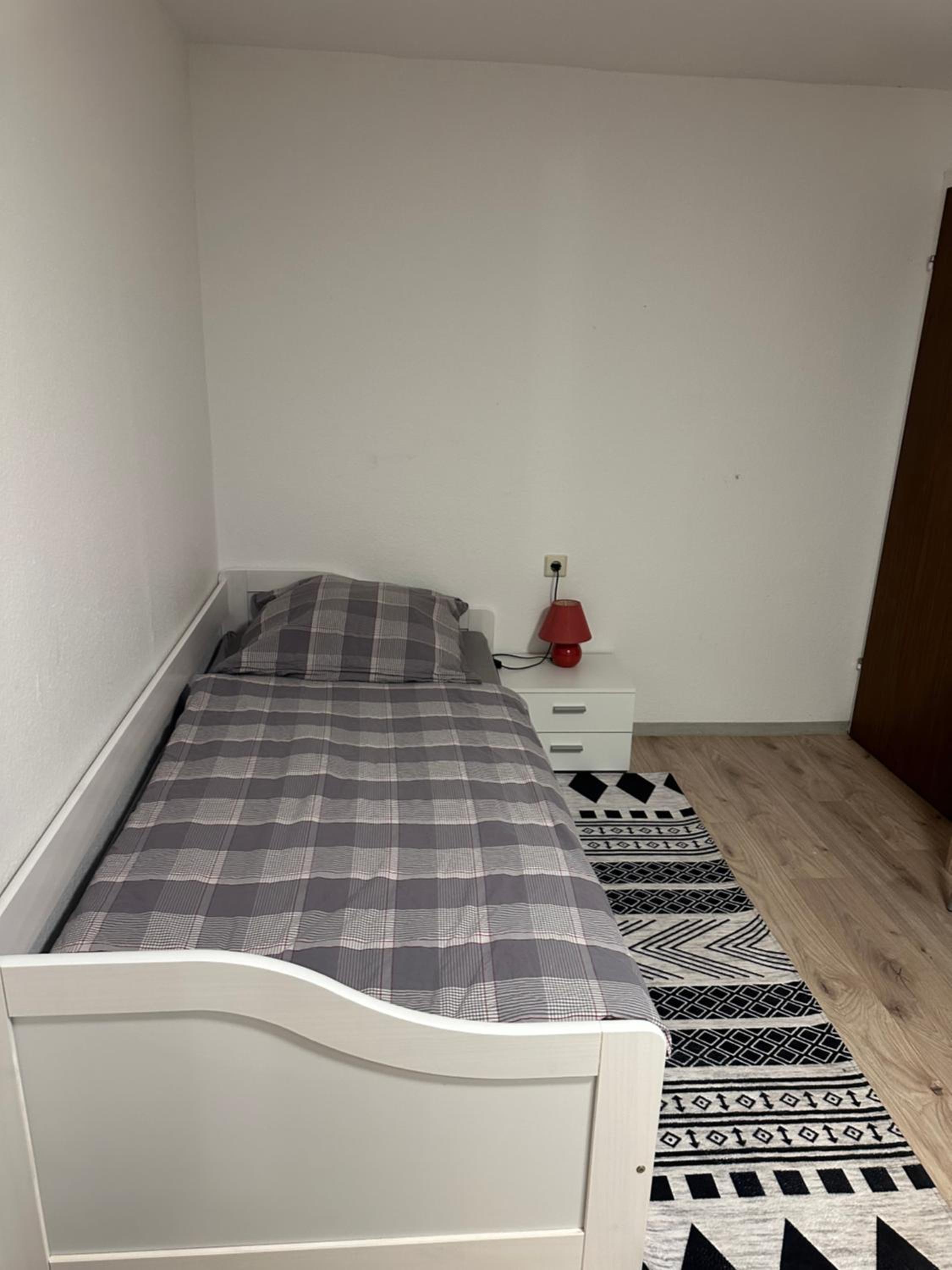 Single Room photo 2