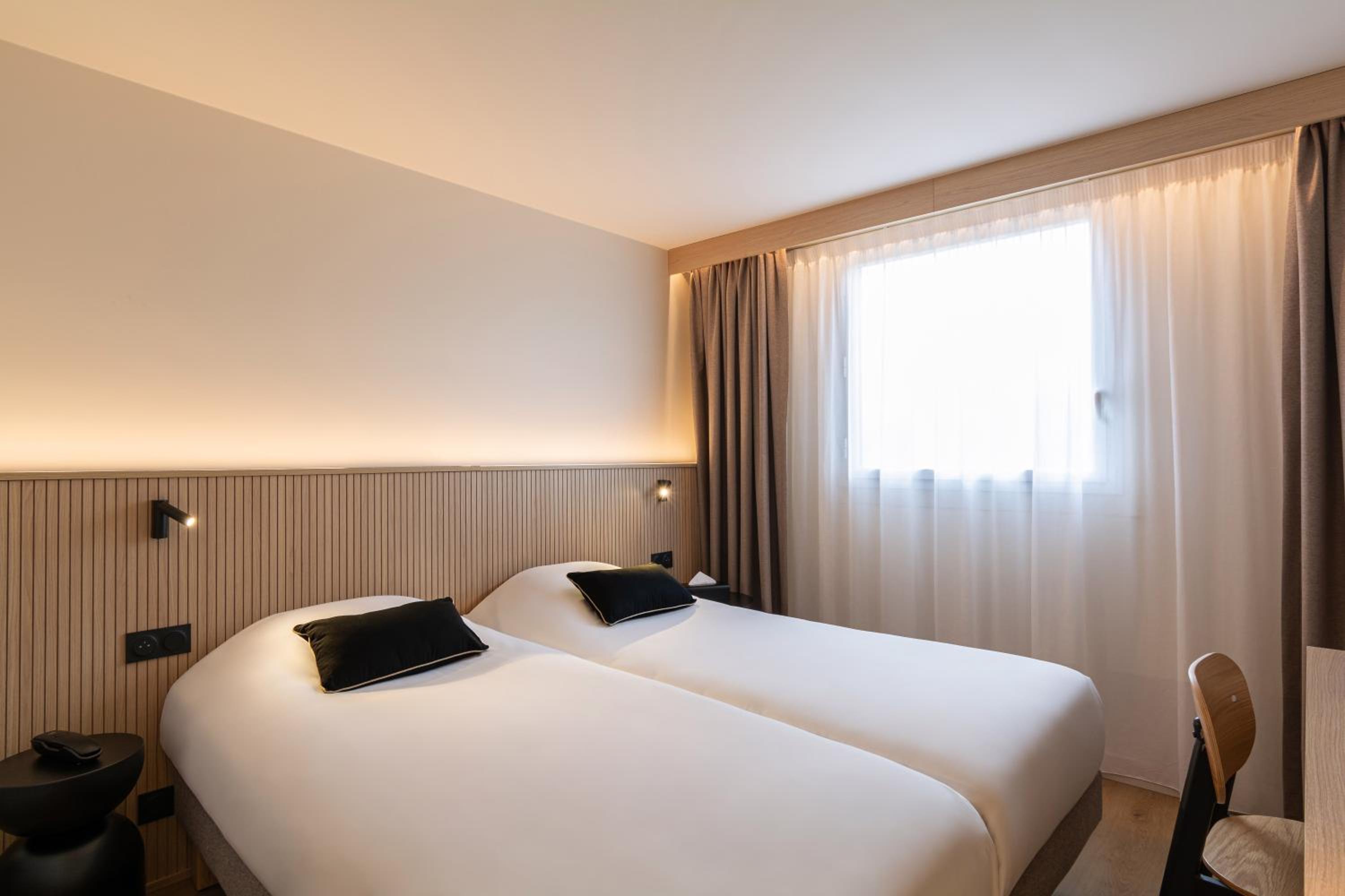 Standard Double Room - Photo 4