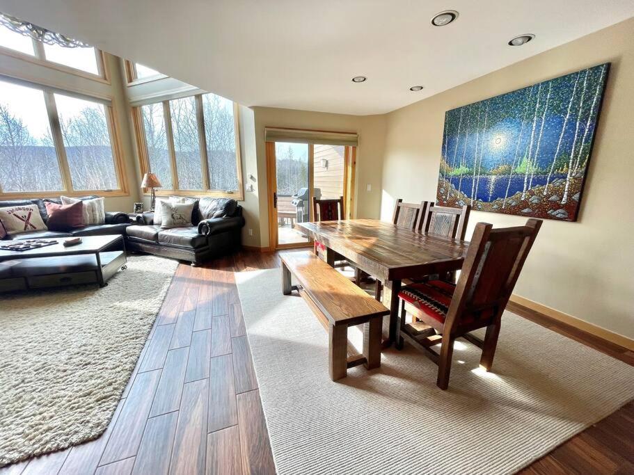 Four-Bedroom House photo 3