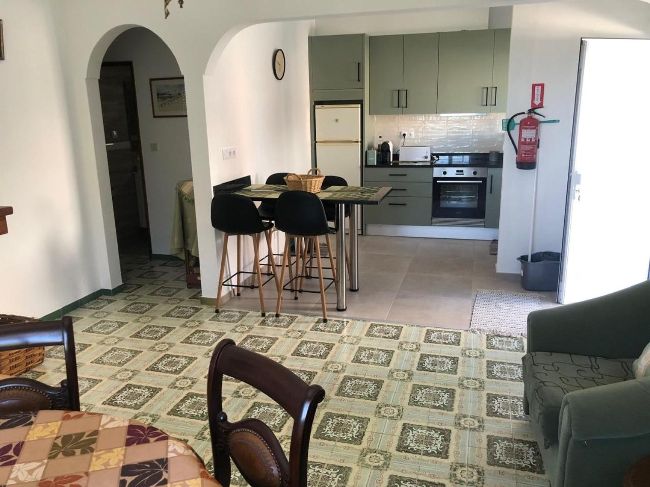 Two-Bedroom House - Photo 12