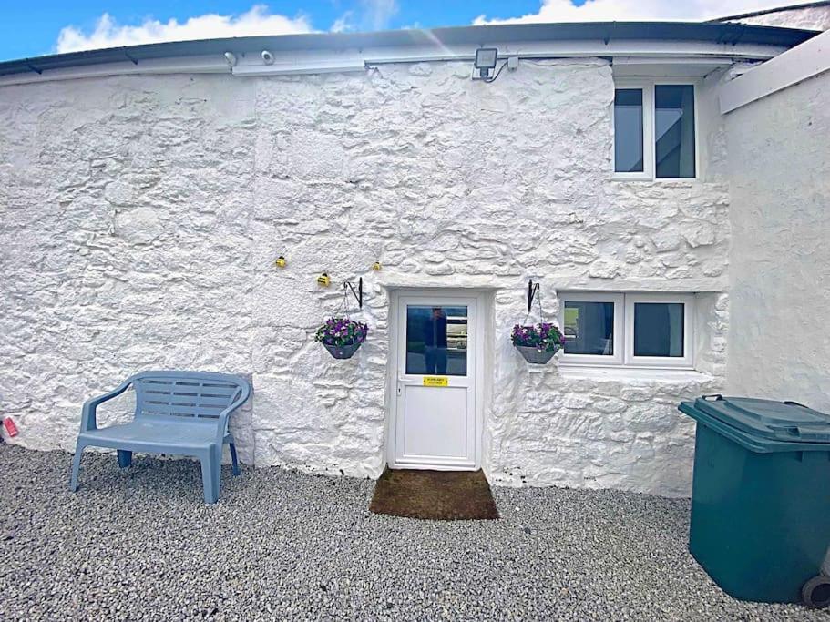 One-Bedroom House photo 3