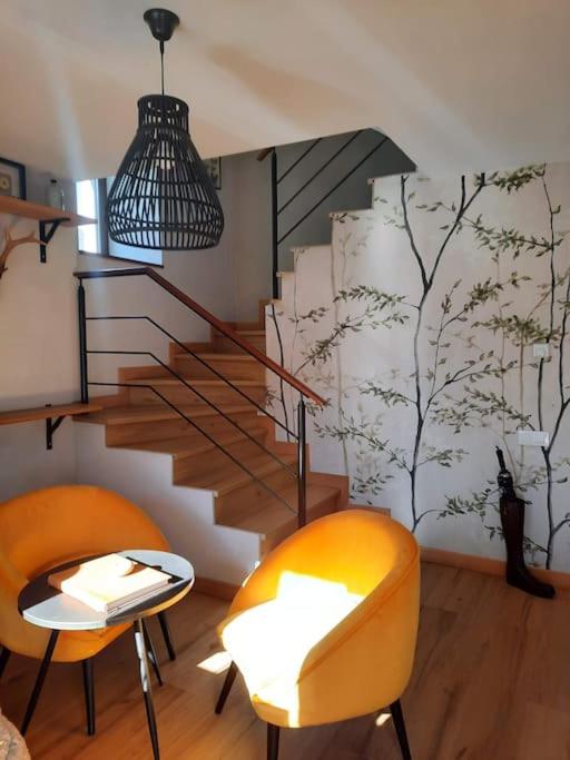 Seven-Bedroom House photo 2