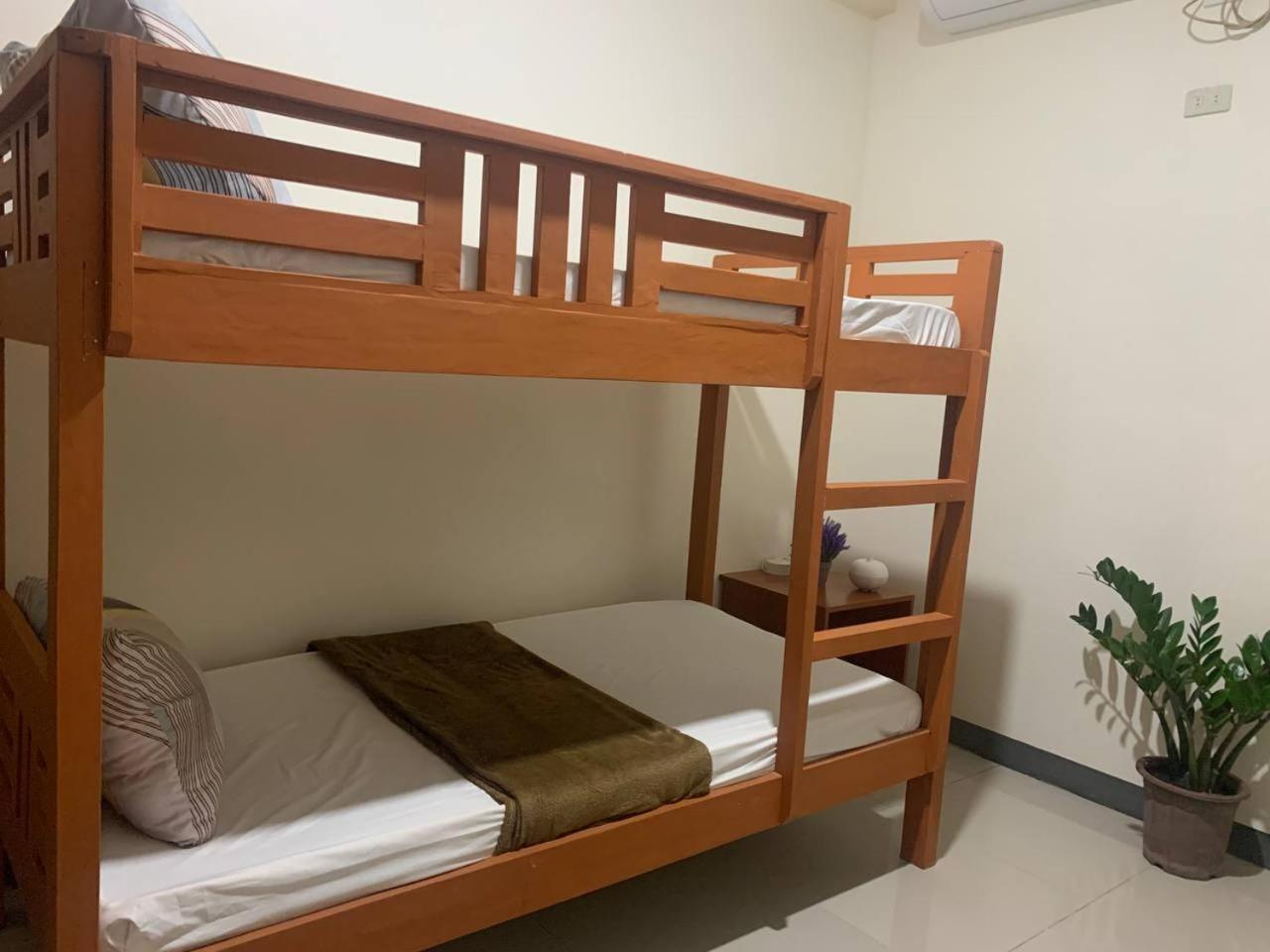 Twin Room - Photo 10