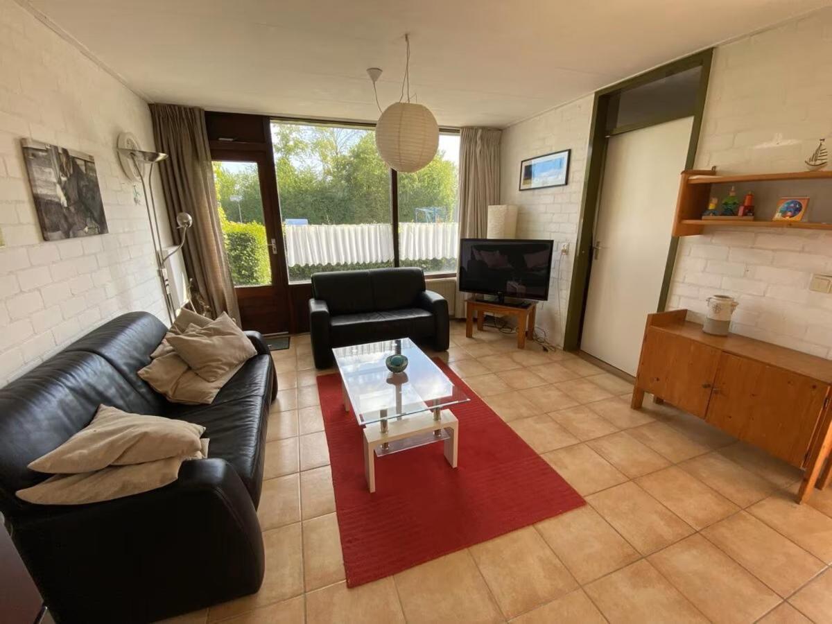 Three-Bedroom House photo 1