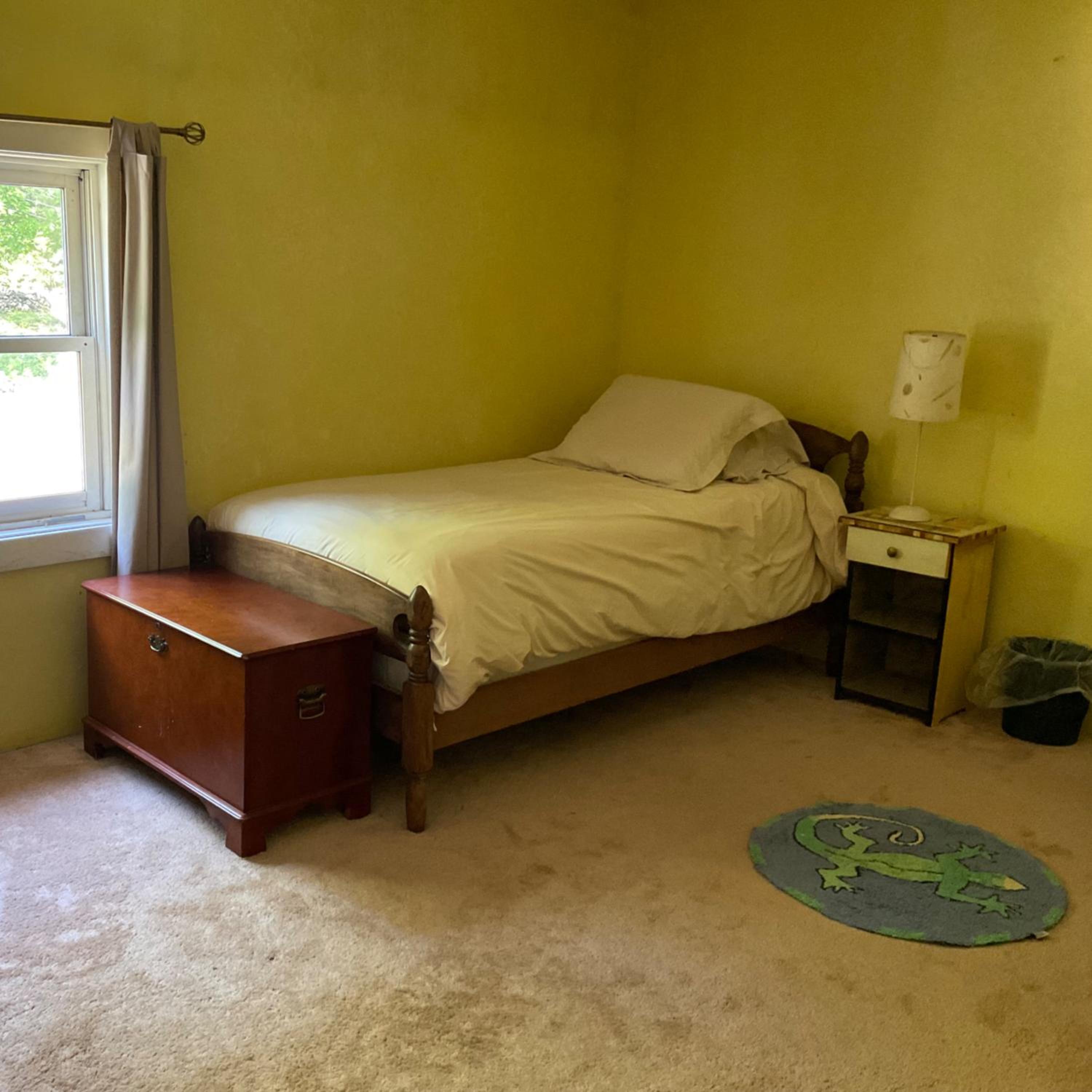 Three-Bedroom House photo 1