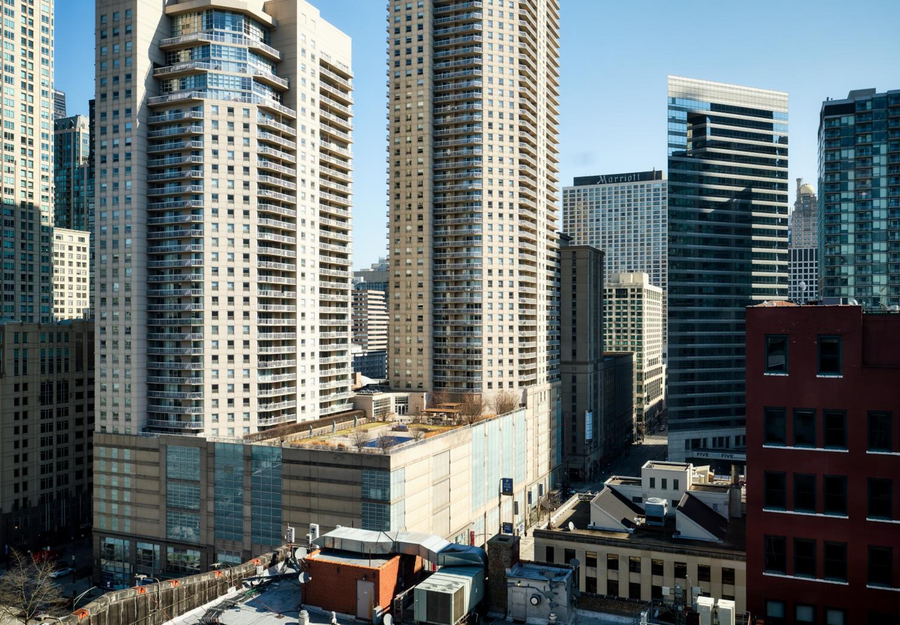 Aloft King Room with City View