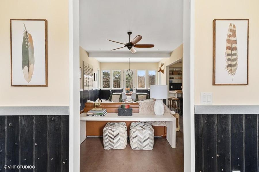 Three-Bedroom Vacation Home  photo 3