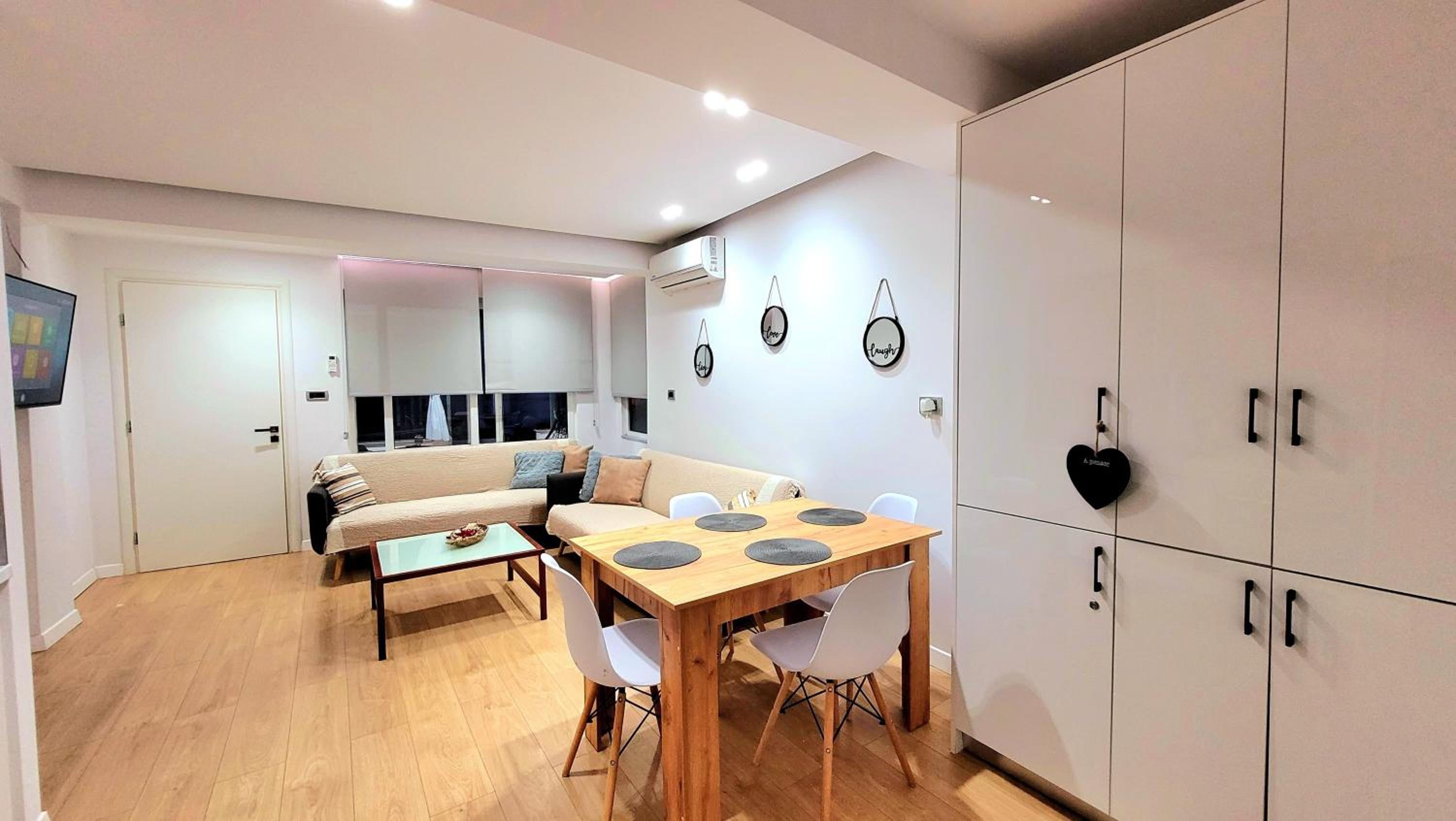 Apartment with Garden View