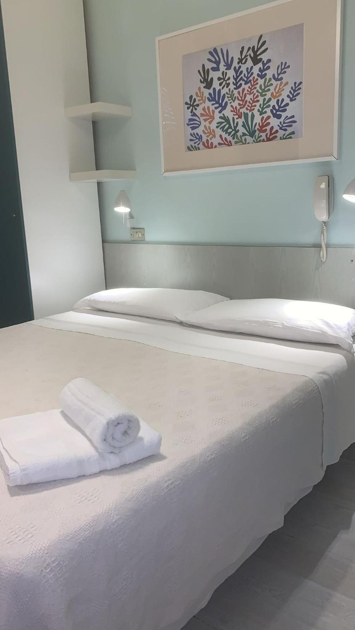 Double Room - Photo 20