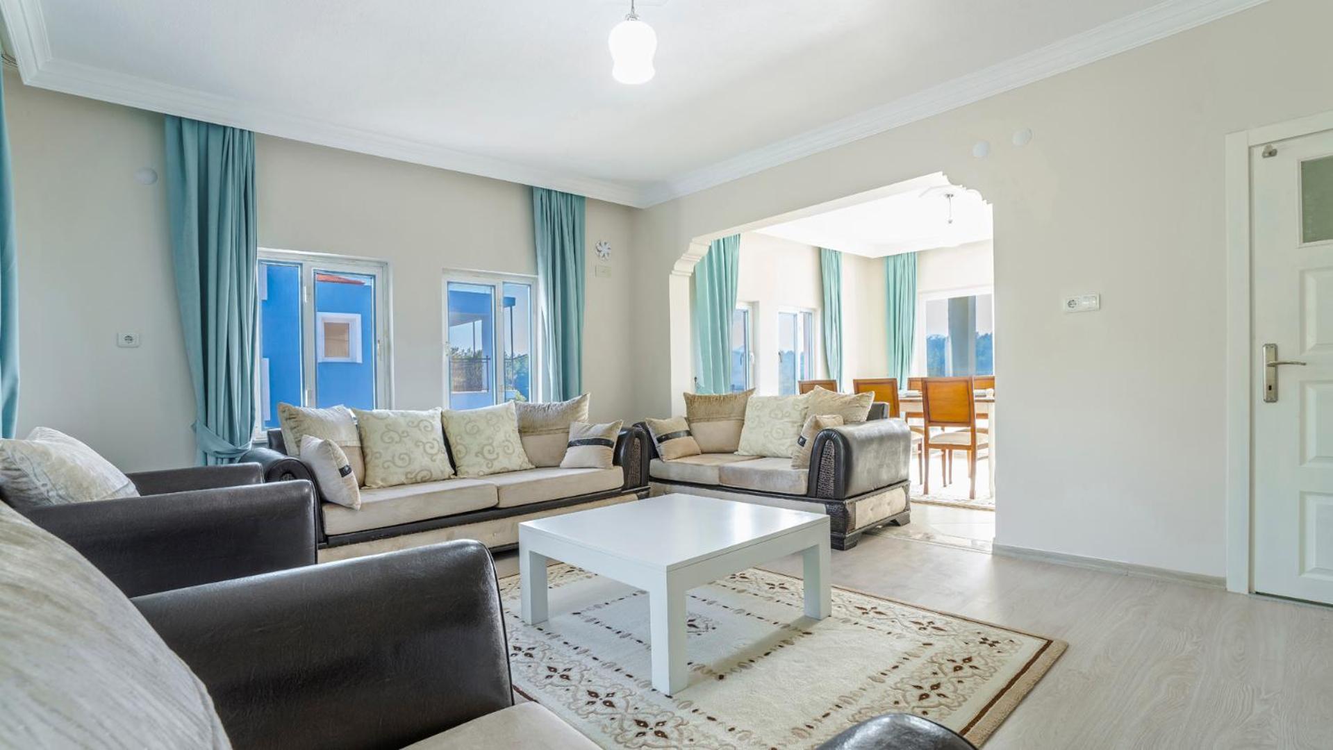 Two-Bedroom Deluxe Apartment