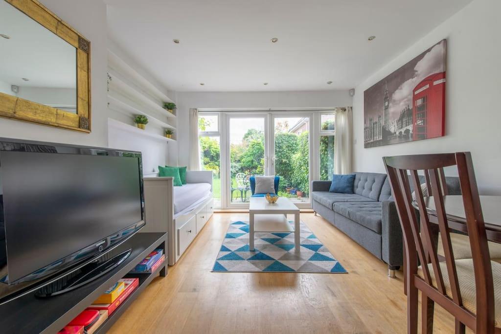 Two-Bedroom House photo 1