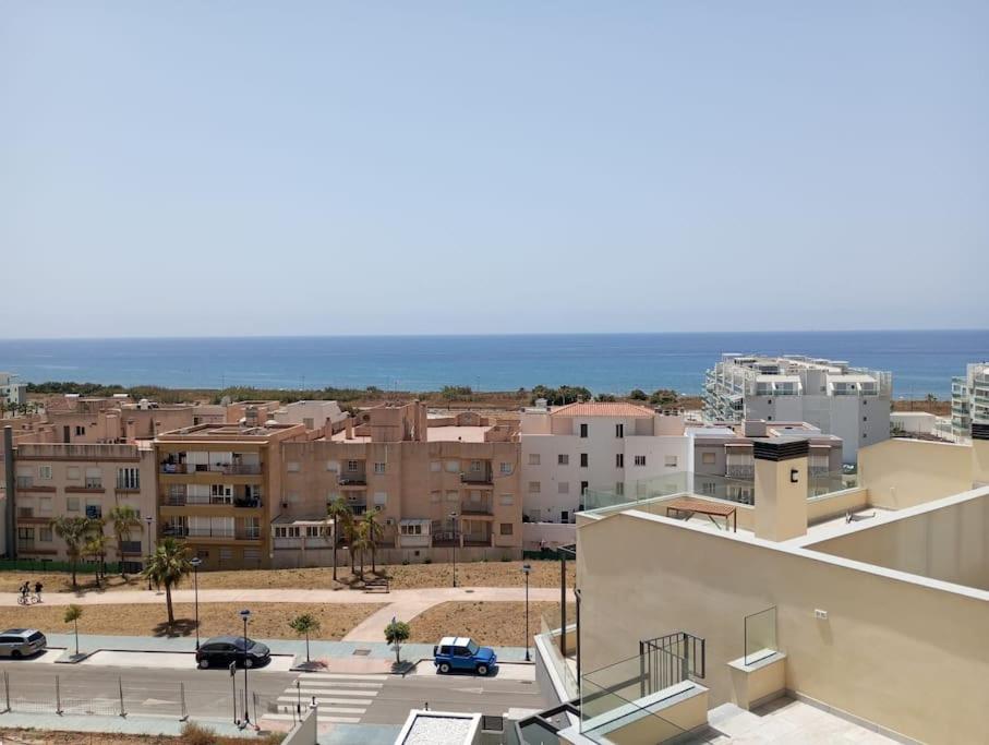 Two-Bedroom Apartment with Terrace and Sea View photo 2